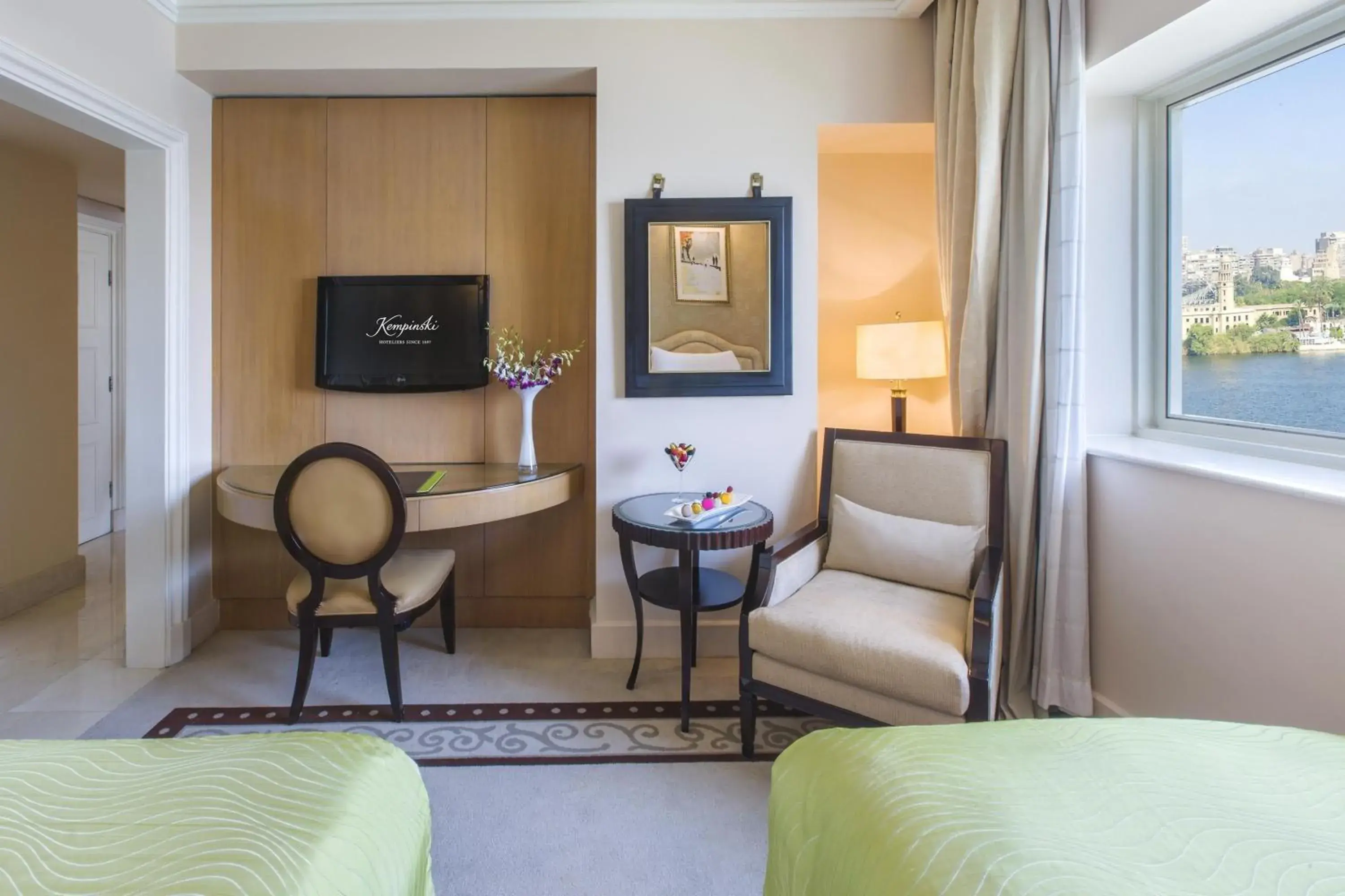 Nile Deluxe Room Twin Beds in Kempinski Nile Hotel, Cairo Nile Deluxe Room Twin Beds in Kempinski Nile Hotel, Cairo