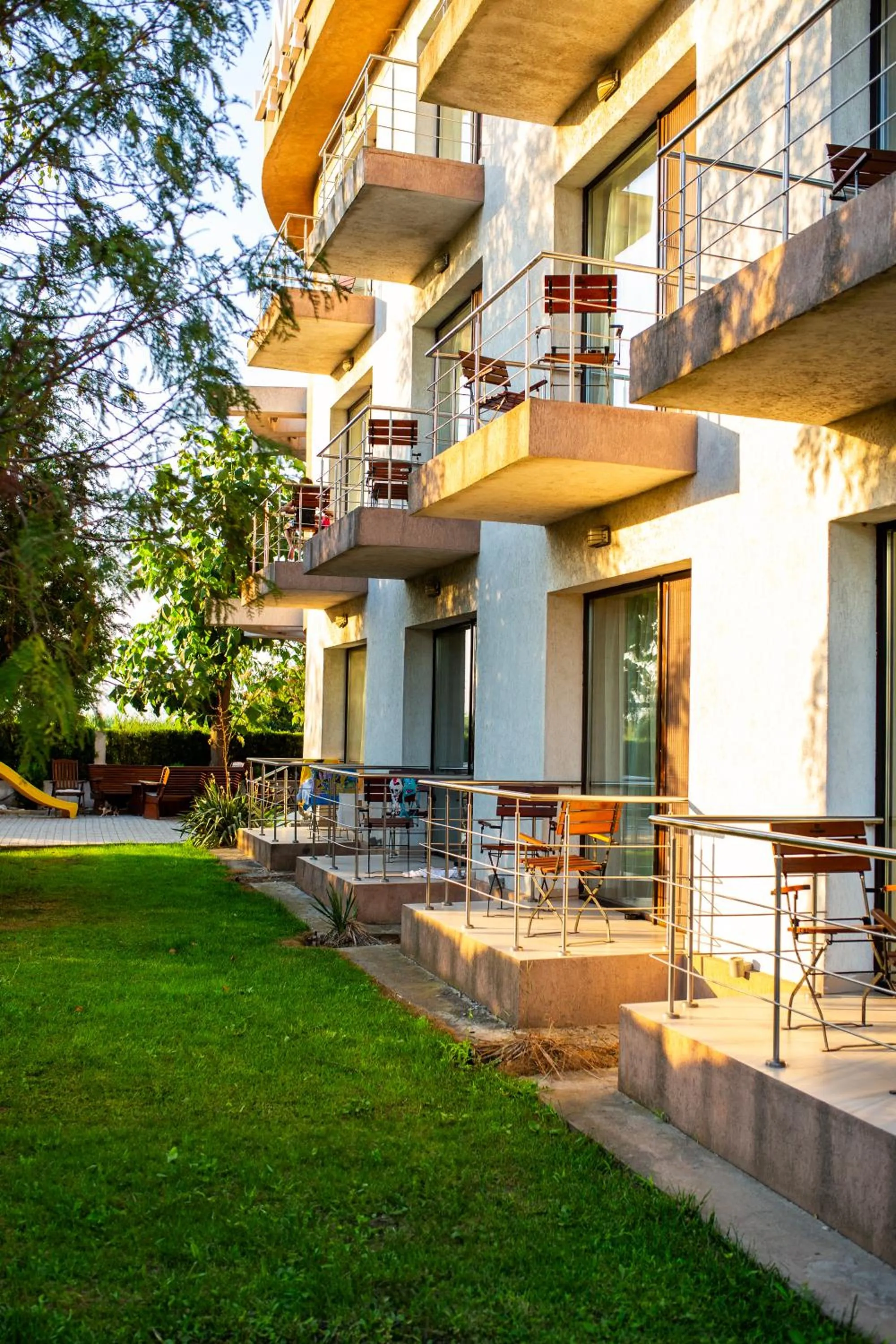 Property building in Vila La Mer