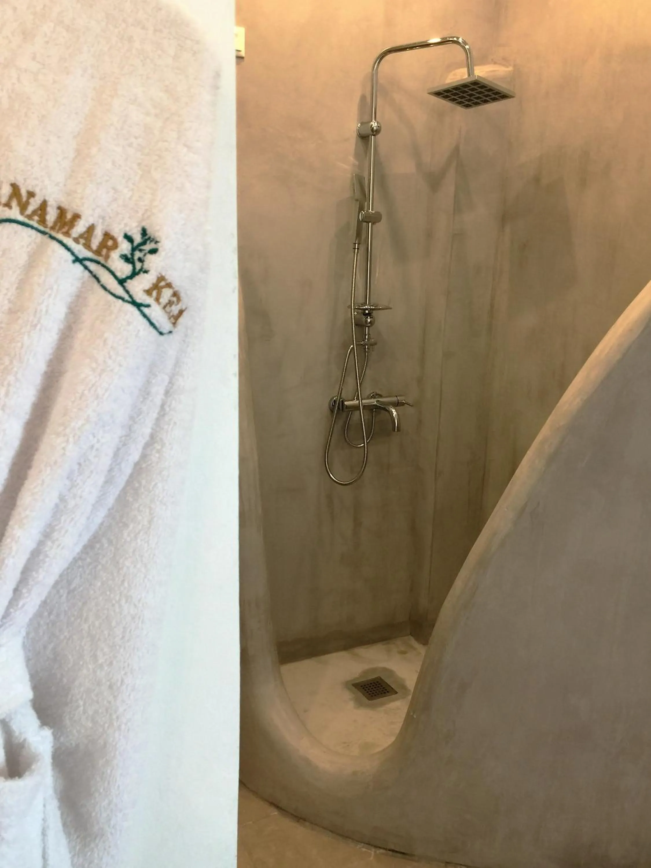 Bathroom in Anamar Kea Boutique