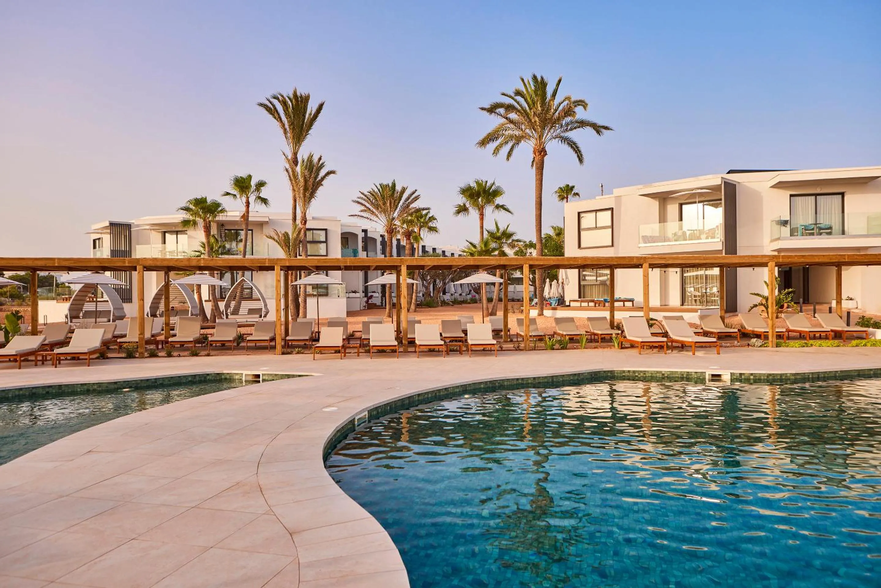 Property building in Universal Grand León & Spa