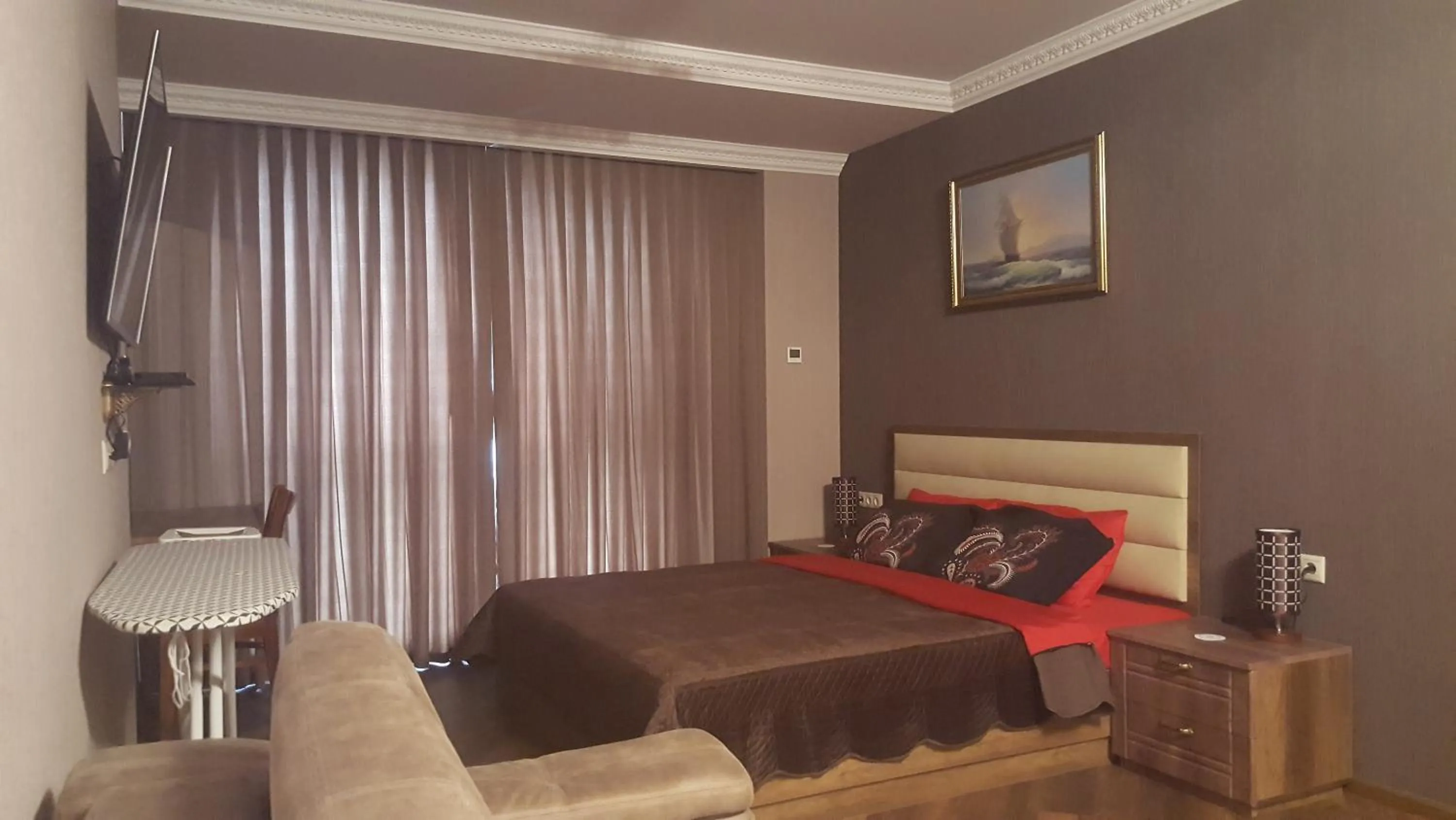 Bed in Mimino Apartment Deluxe First Line (C II)