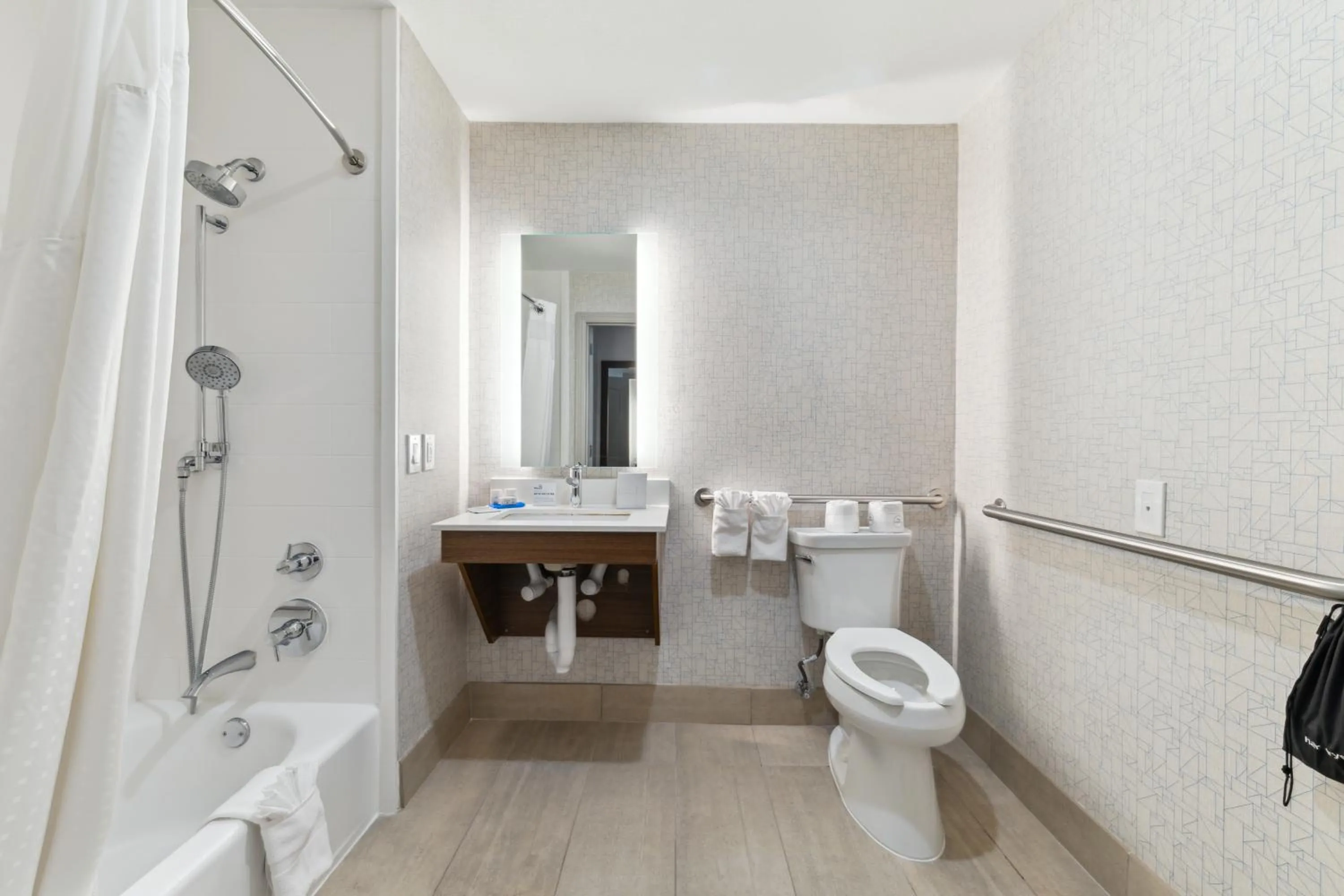 Shower in Holiday Inn Express & Suites Mountain View Silicon Valley by IHG