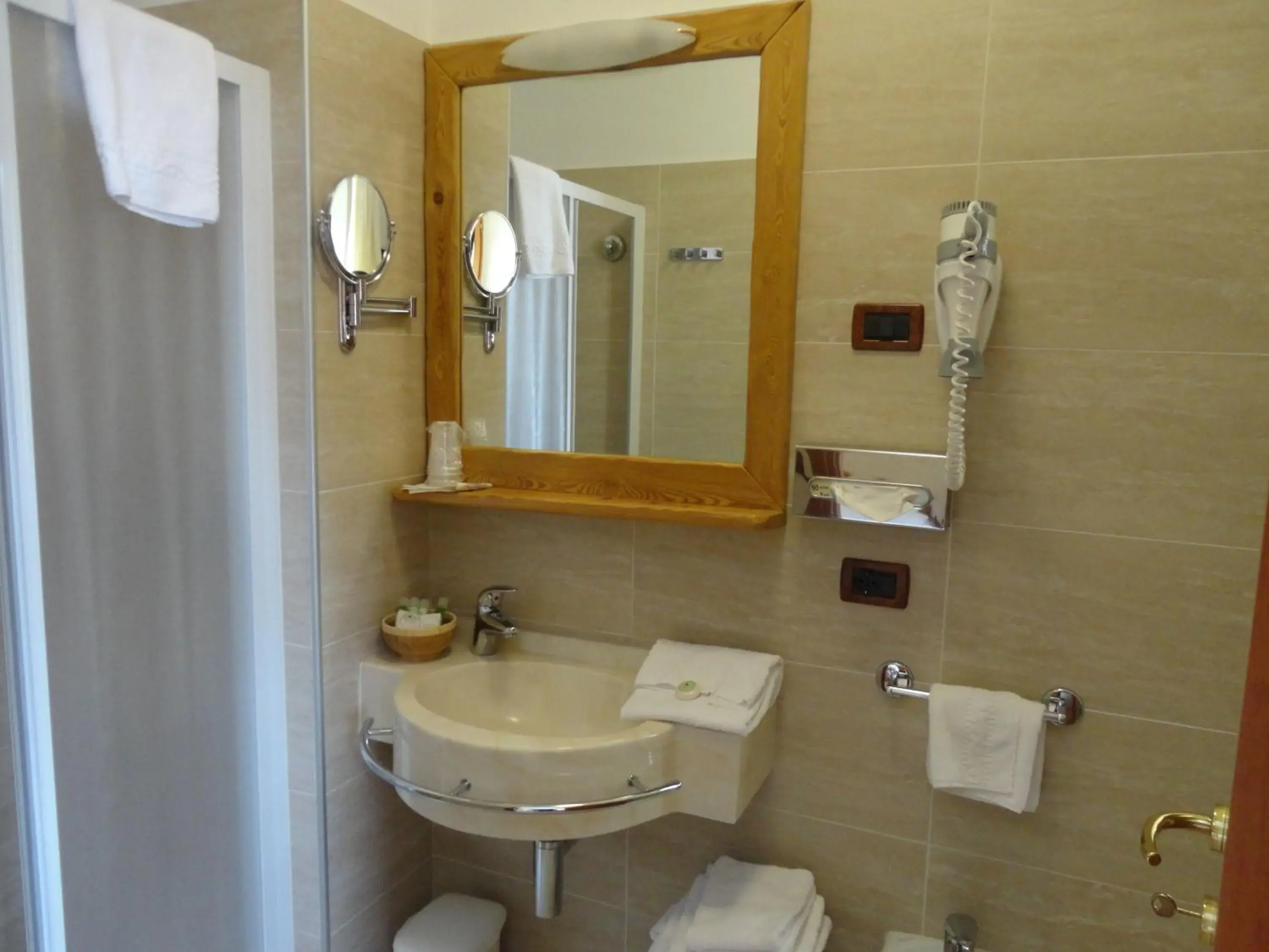 Standard Double or Twin Room in Grand Hotel Principe Standard Double or Twin Room in Grand Hotel Principe