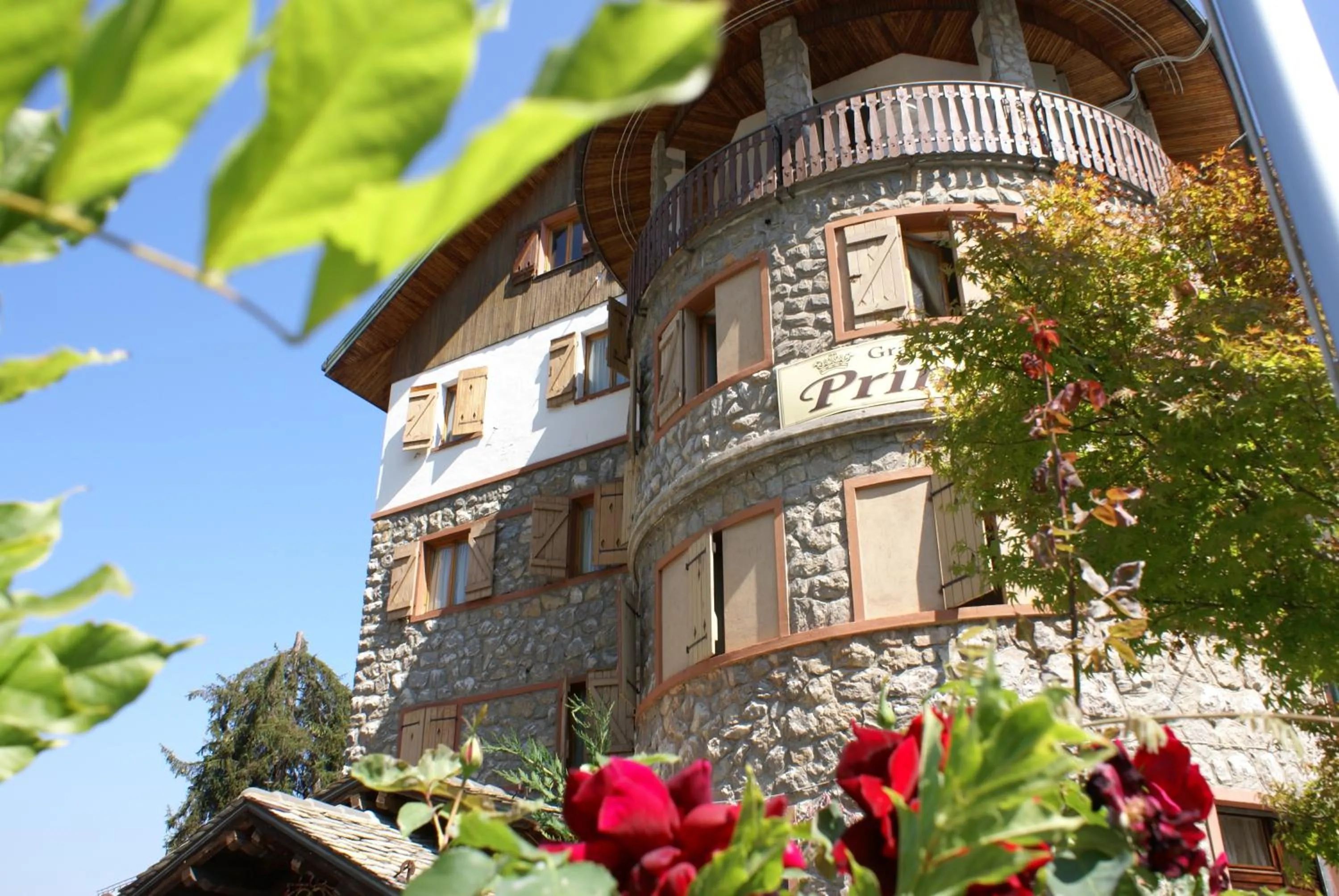 Facade/entrance in Grand Hotel Principe