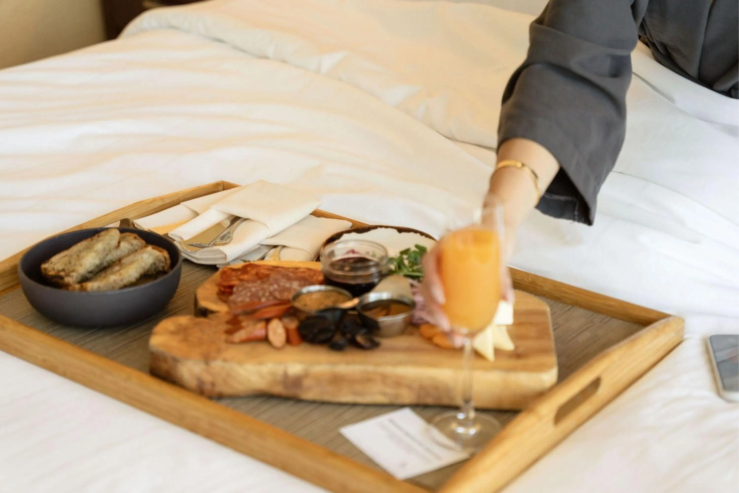 Other, Bed in Vancouver Marriott Pinnacle Downtown Hotel