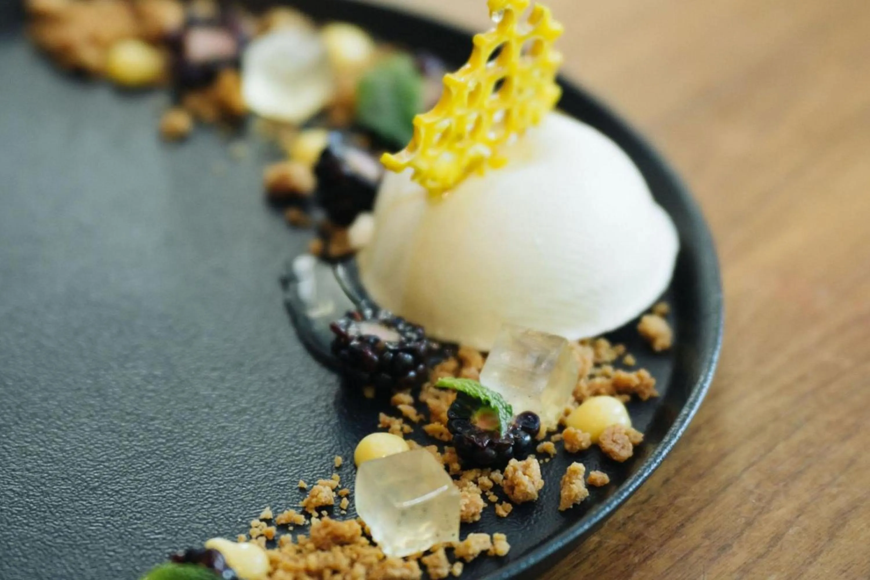 Restaurant/places to eat in Vancouver Marriott Pinnacle Downtown Hotel