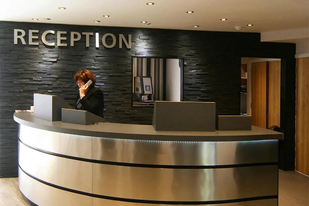 Lobby or reception in Damon’s Hotel