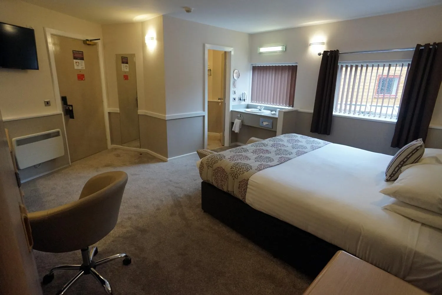 Bed in Damon’s Hotel