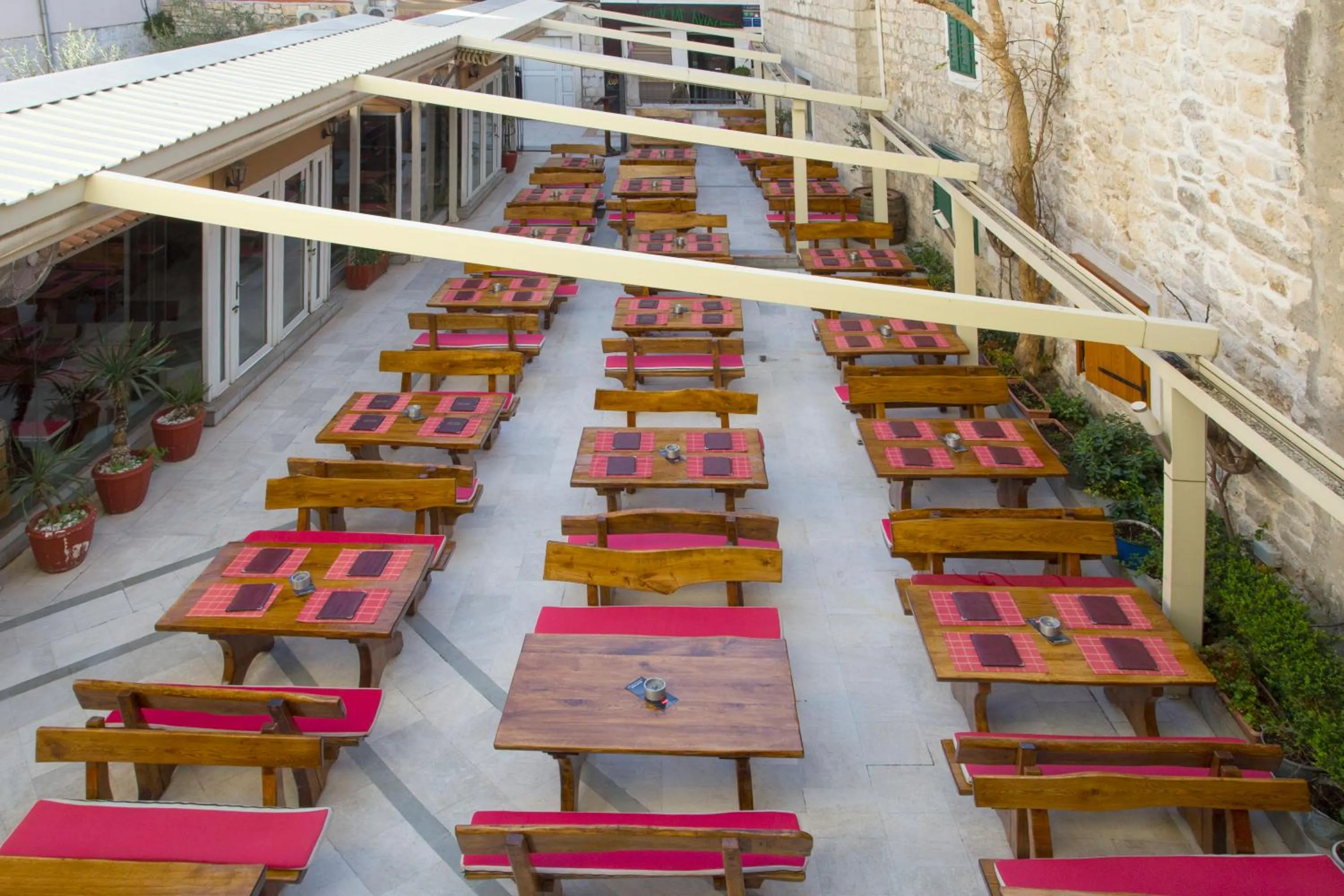 Property building in Aspalathos Residence