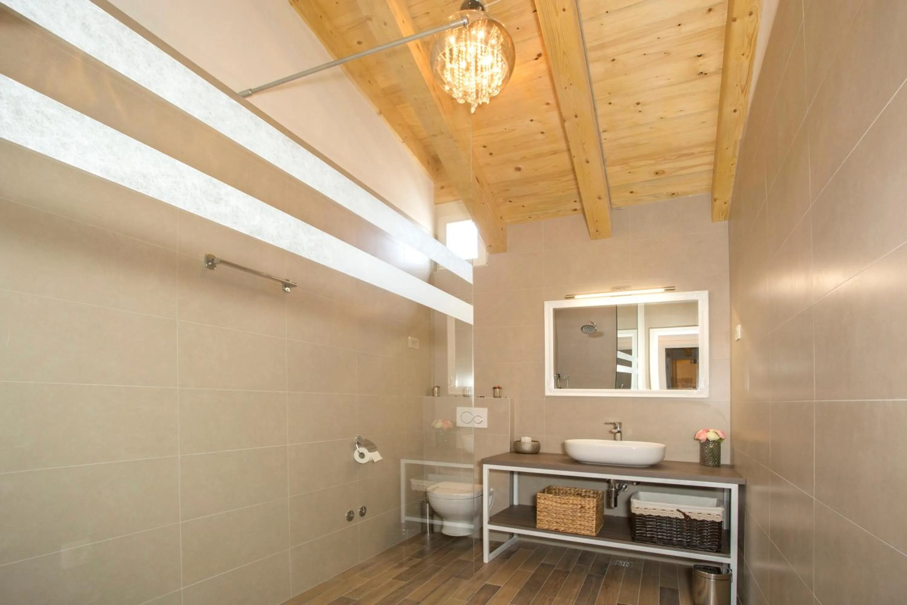 Bathroom in Aspalathos Residence