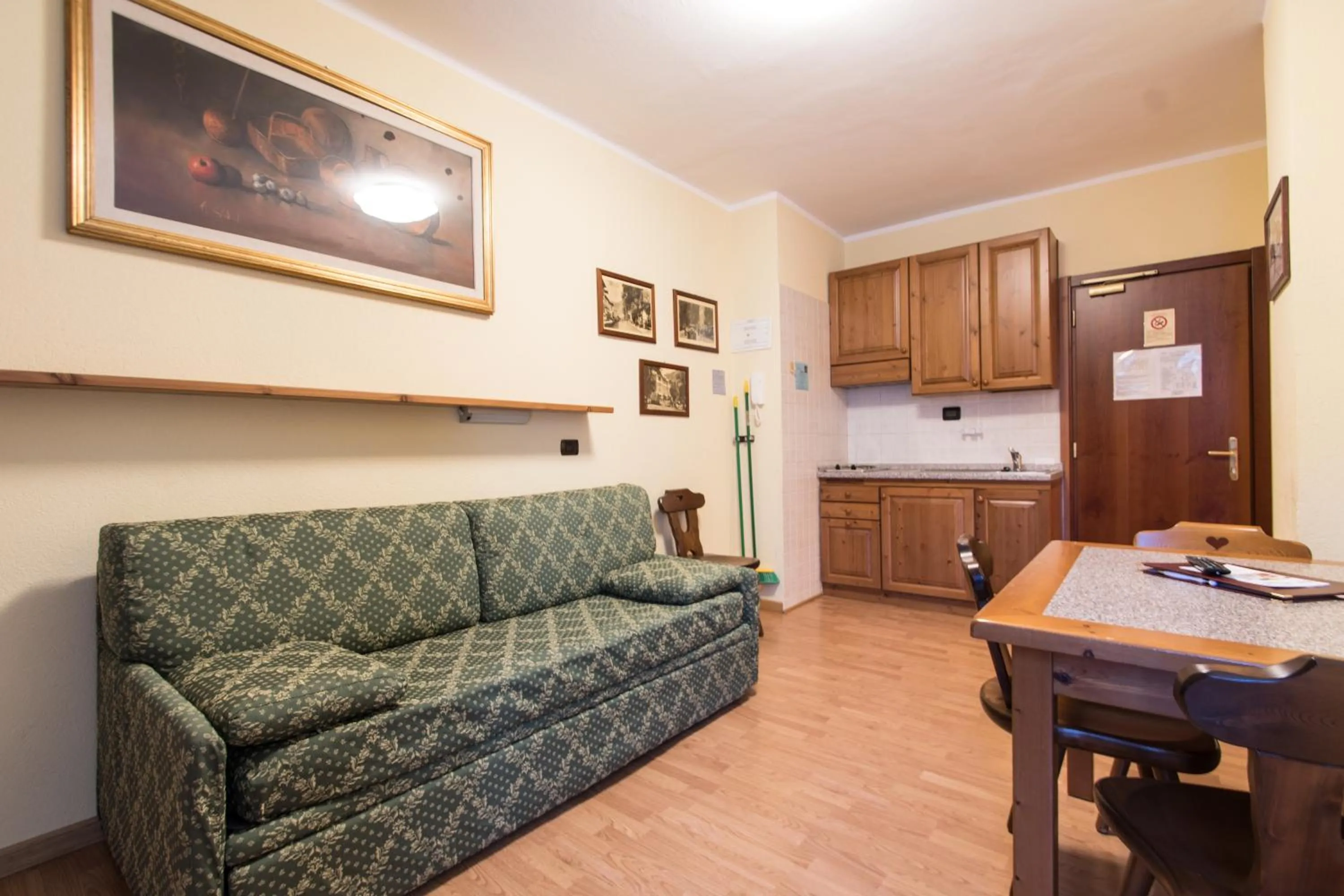 Limone Palace Aparthotel