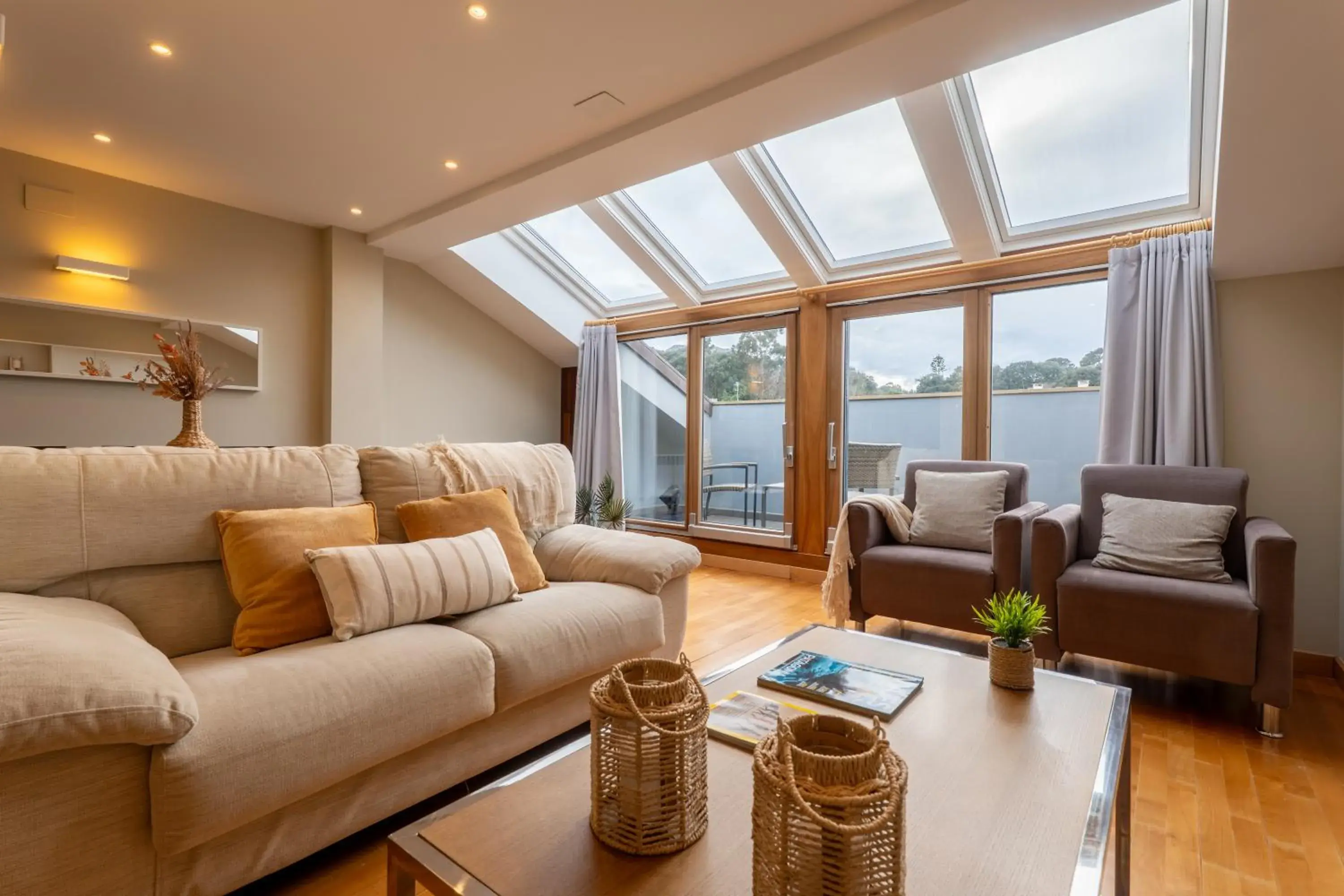 Luxury Three-Bedroom Apartment in Apartamentos Albatros Luxury Three-Bedroom Apartment in Apartamentos Albatros