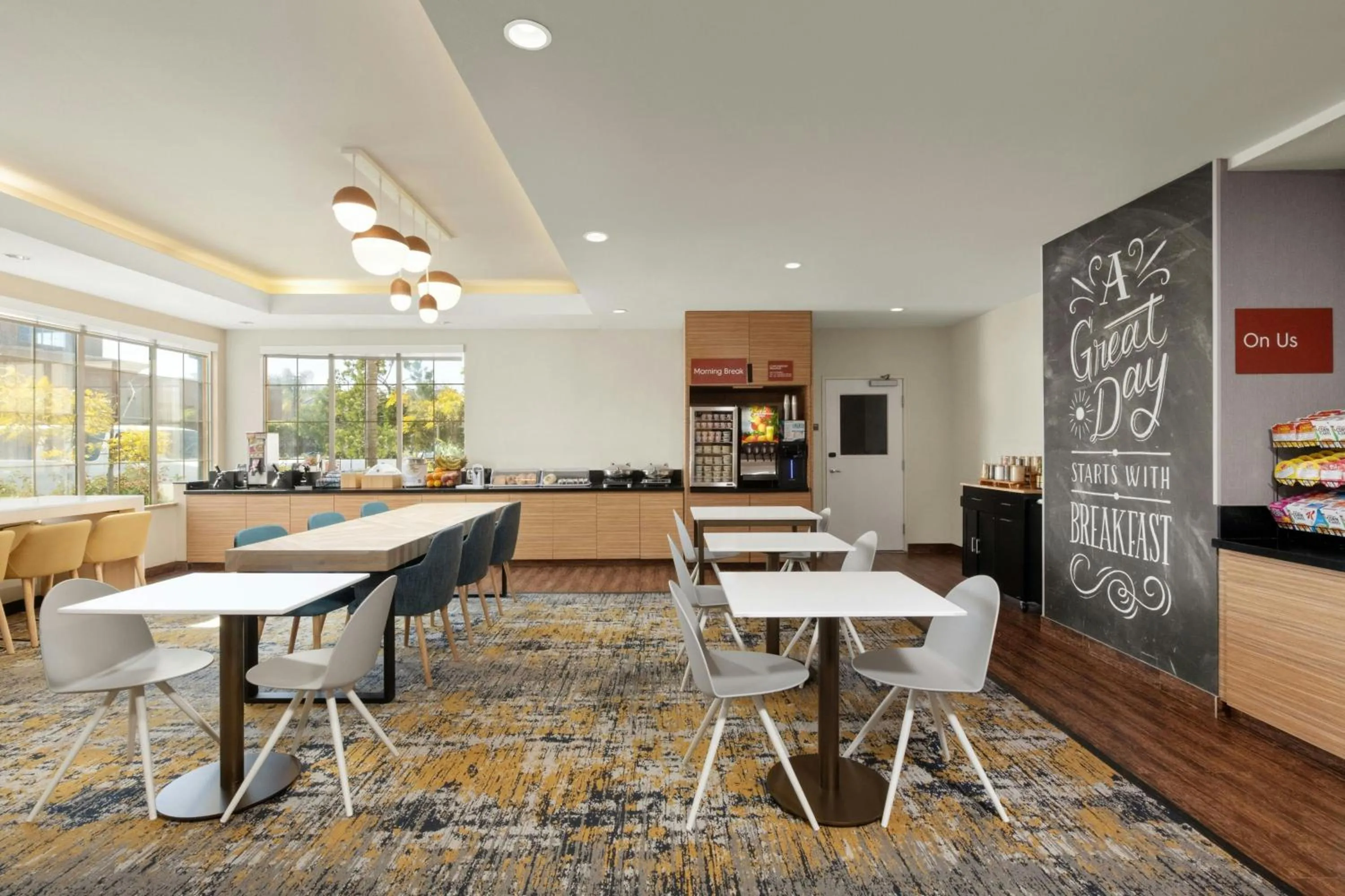 Breakfast in TownePlace Suites by Marriott San Diego Carlsbad / Vista