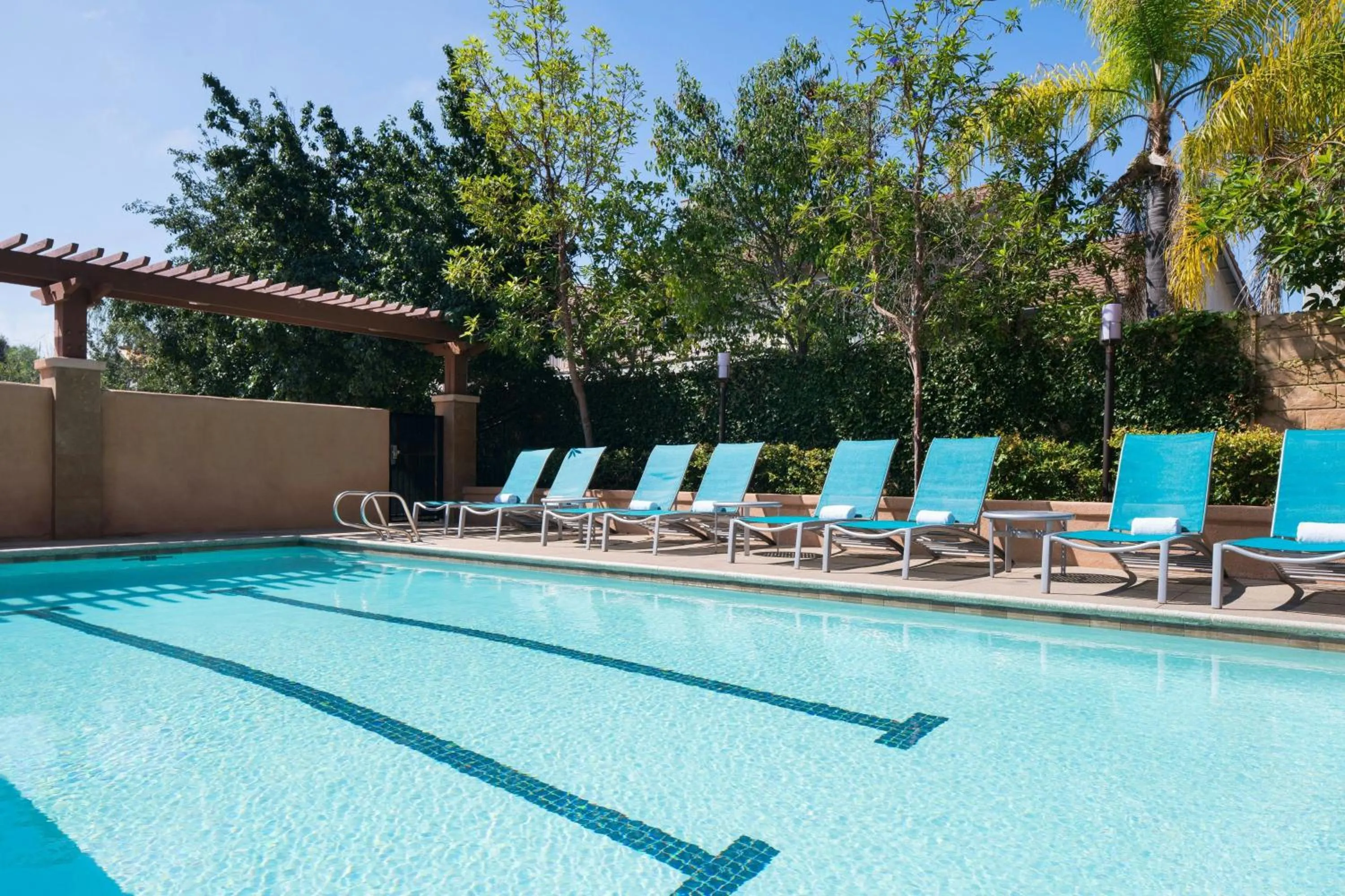 Swimming pool in TownePlace Suites by Marriott San Diego Carlsbad / Vista