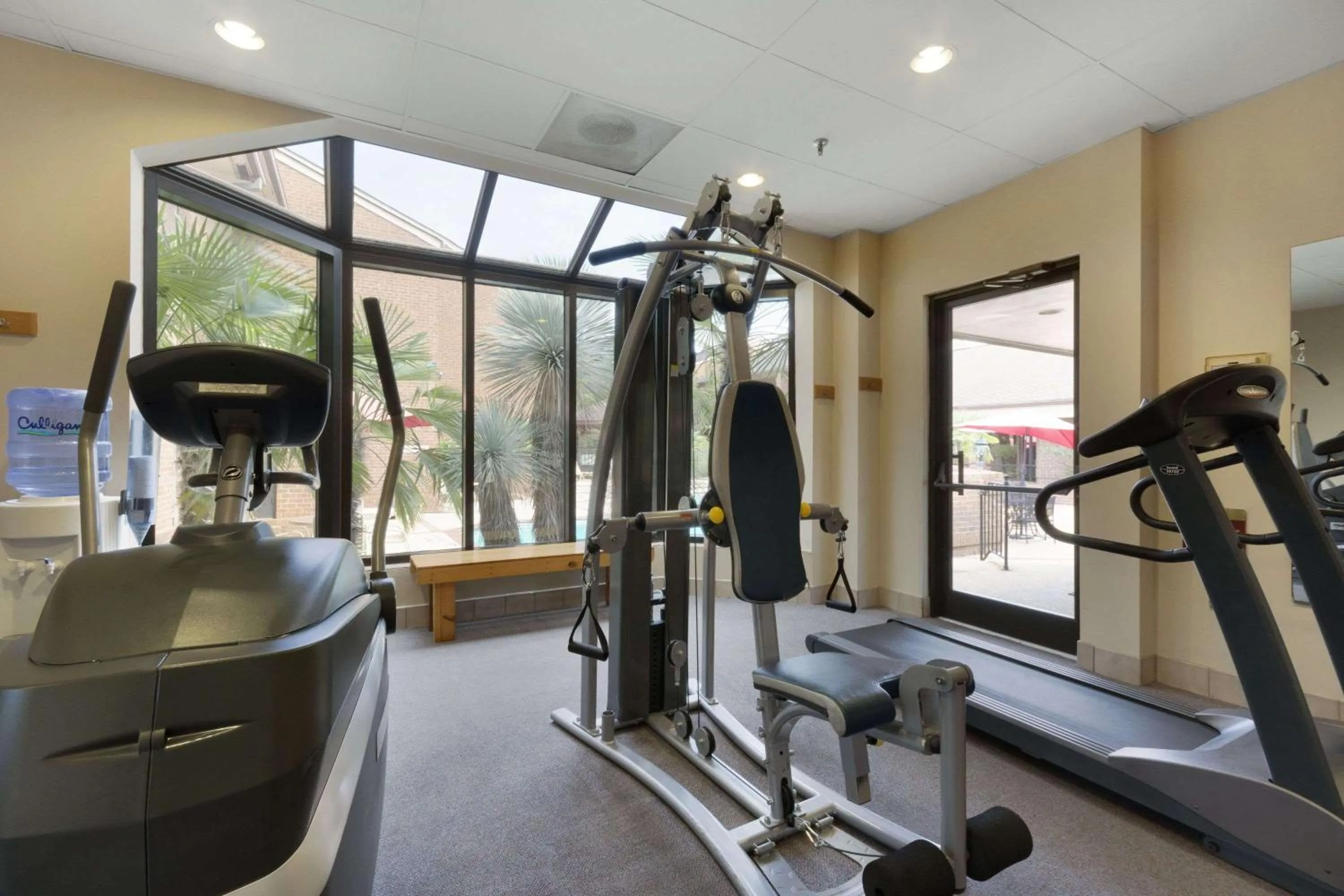 Fitness centre/facilities in Ramada by Wyndham Raleigh