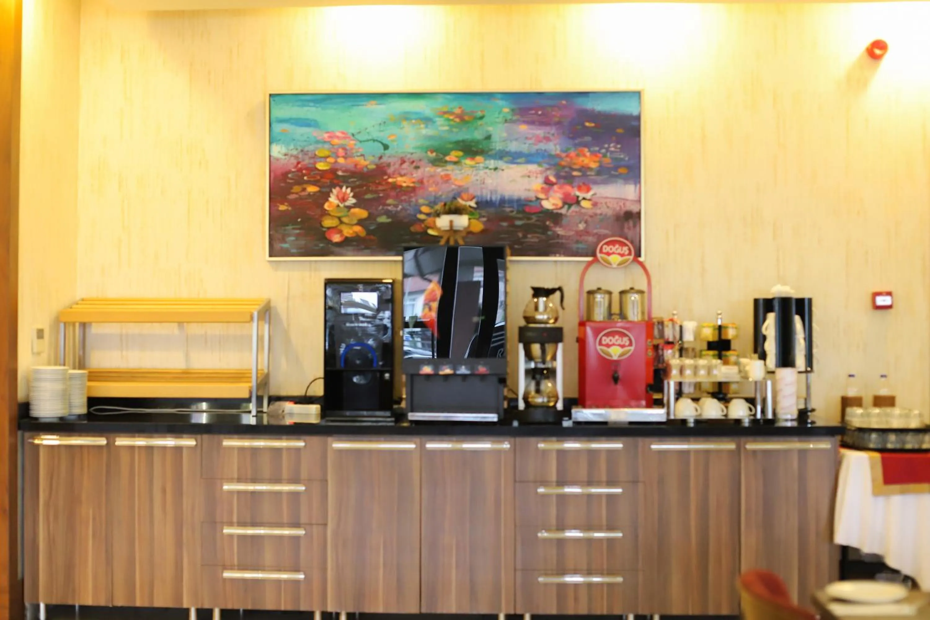 Restaurant/places to eat in Ramada by Wyndham Yalova