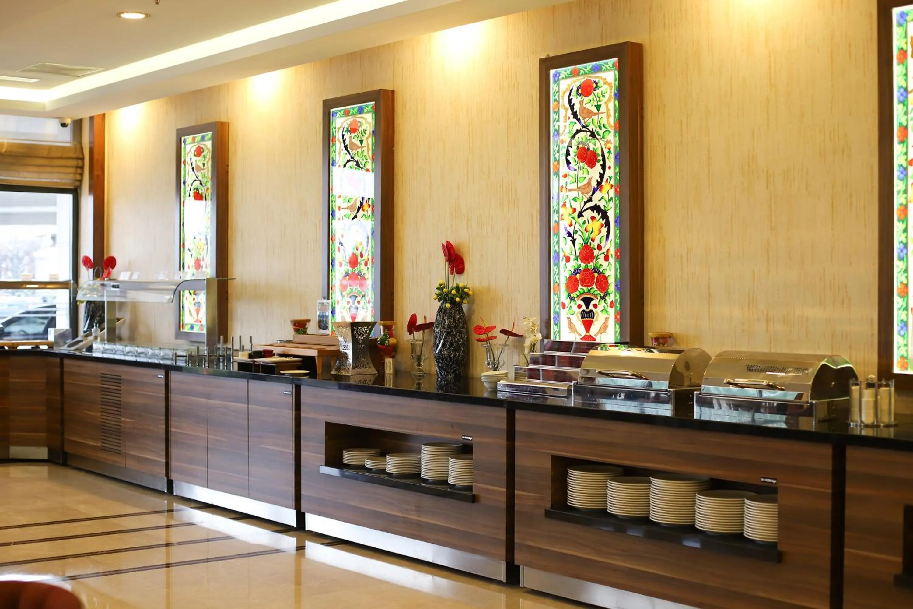 Restaurant/places to eat in Ramada by Wyndham Yalova