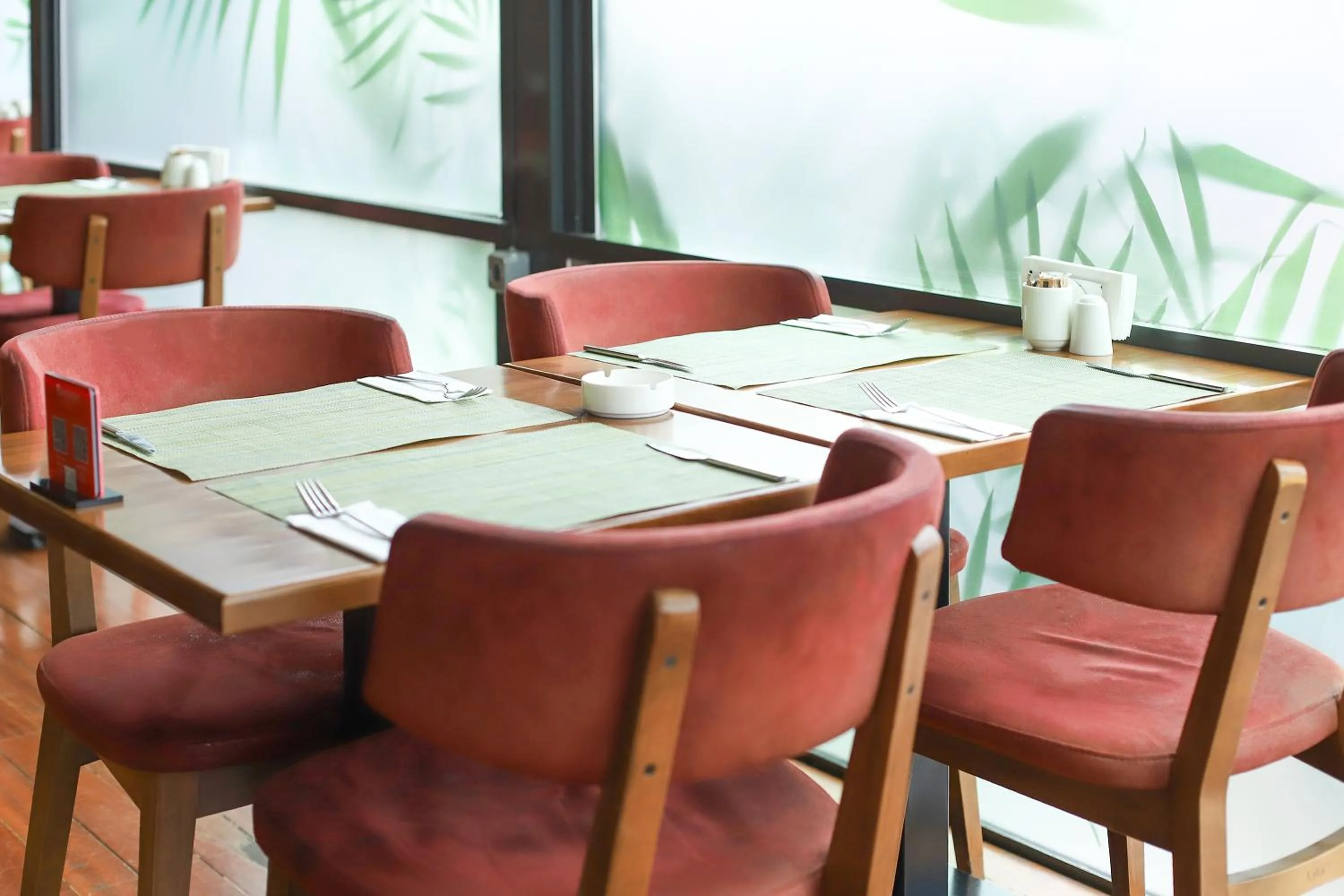 Restaurant/places to eat in Ramada by Wyndham Yalova