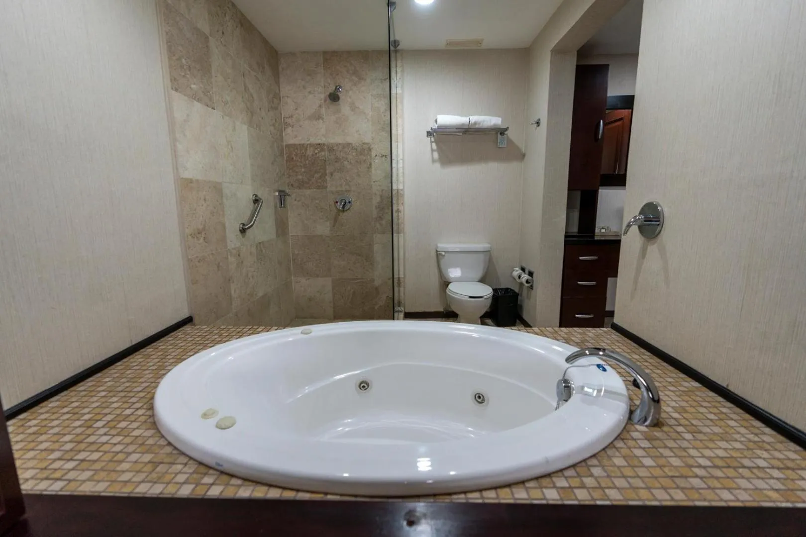 Shower in Hotel Ocean View