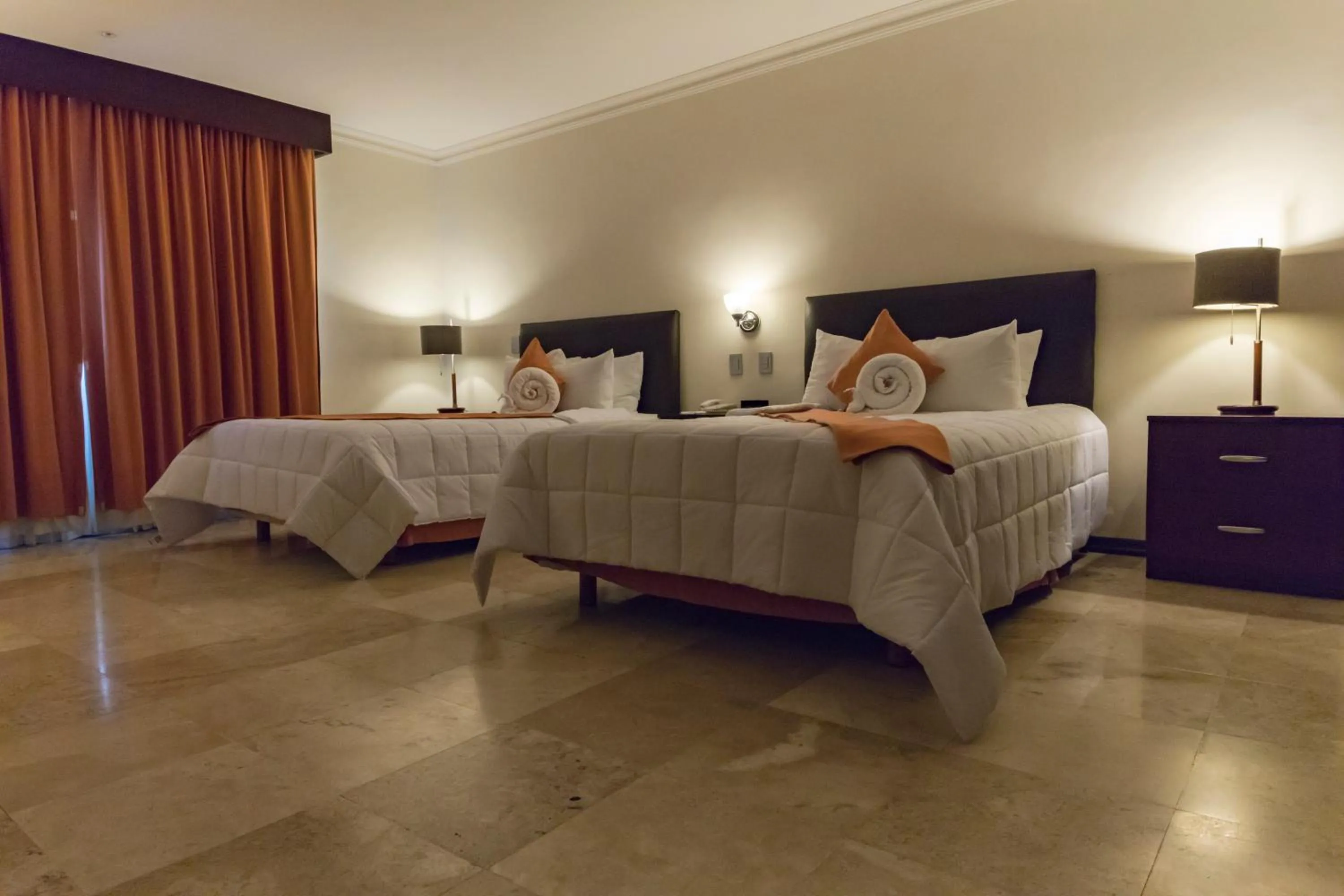 Bedroom, Bed in Hotel Ocean View