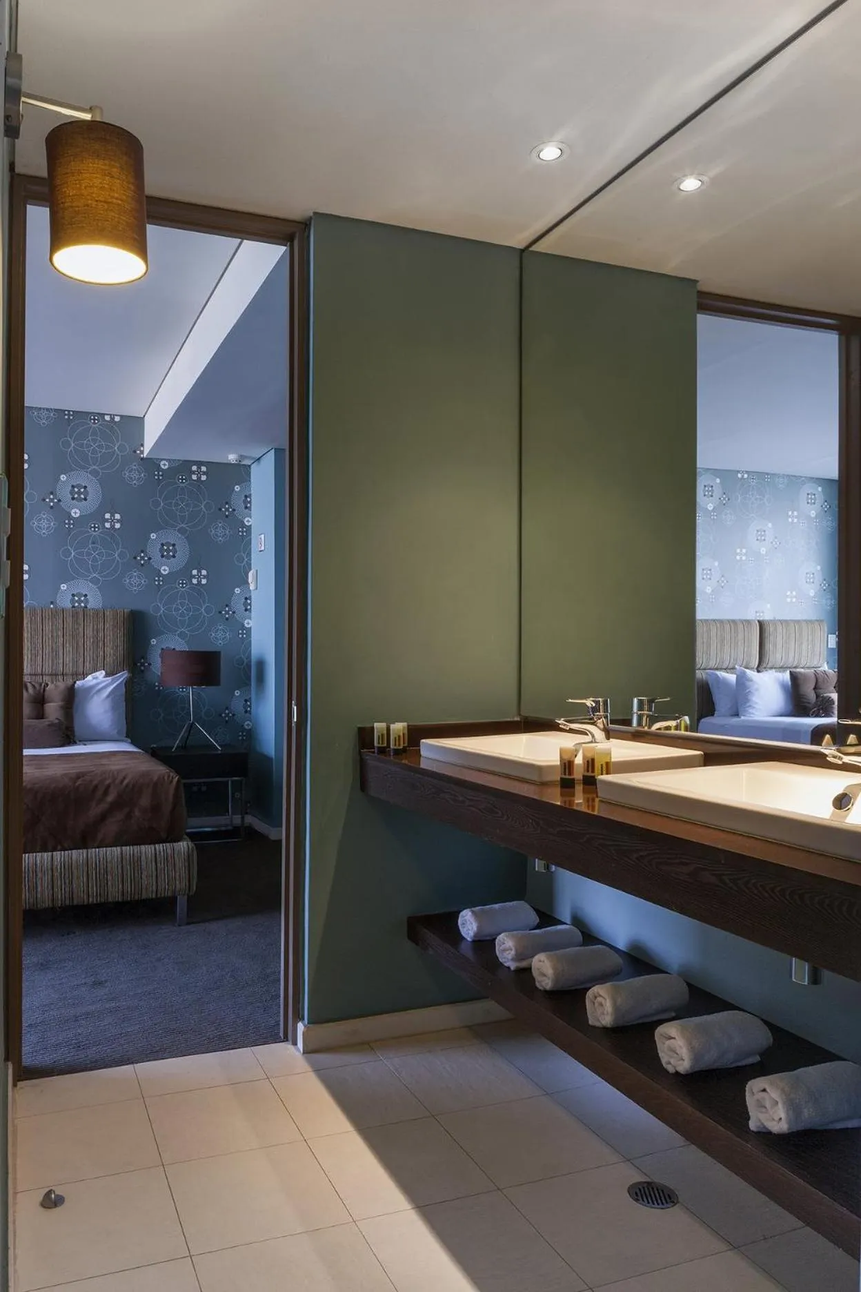 Photo of the whole room, Bed in Gamma Morelia Belo