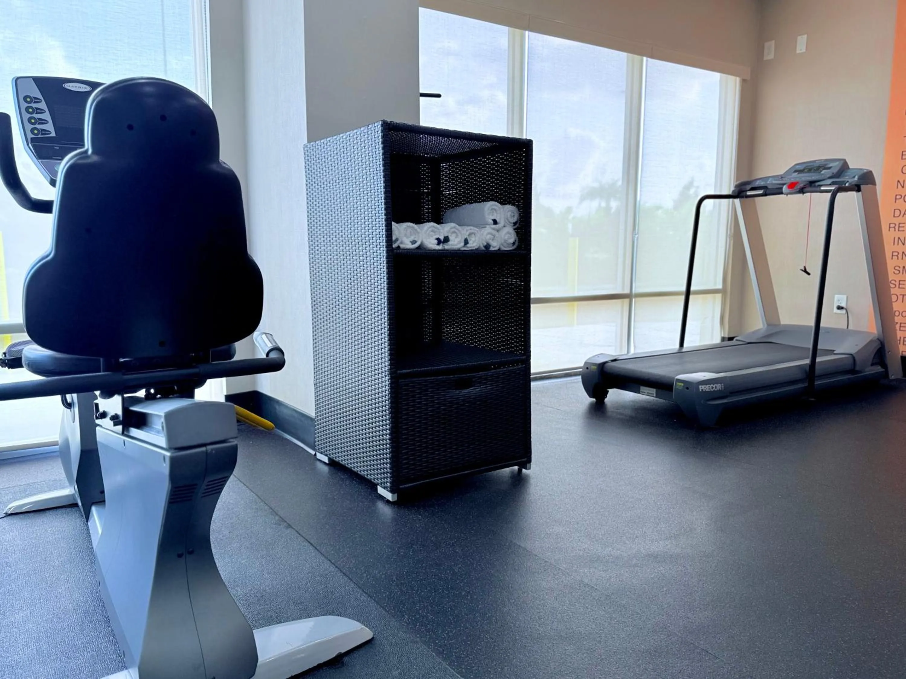 Fitness centre/facilities in La Quinta by Wyndham Orlando Universal area - Free Shuttle to Universal