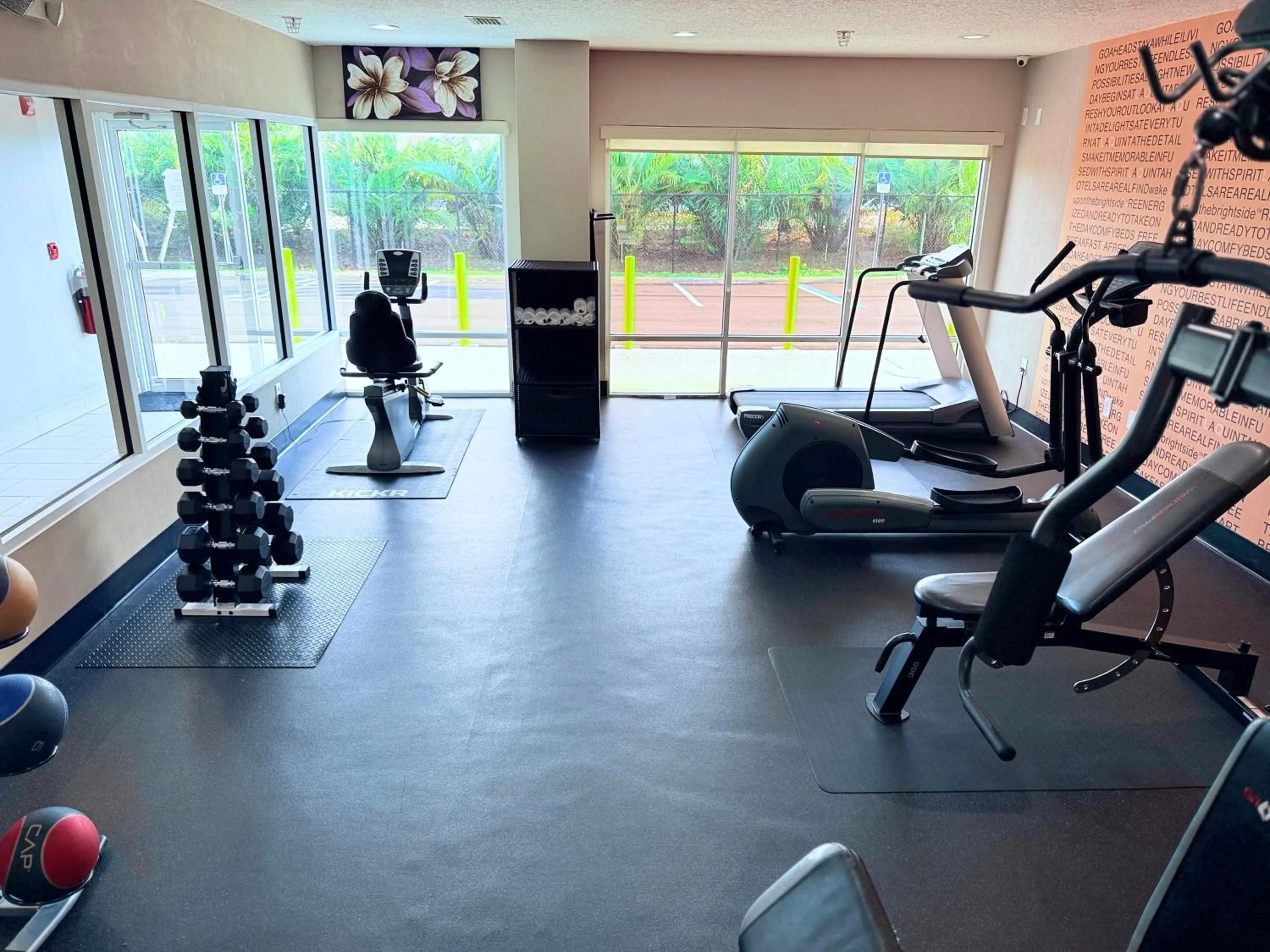 Fitness centre/facilities in La Quinta by Wyndham Orlando Universal area - Free Shuttle to Universal