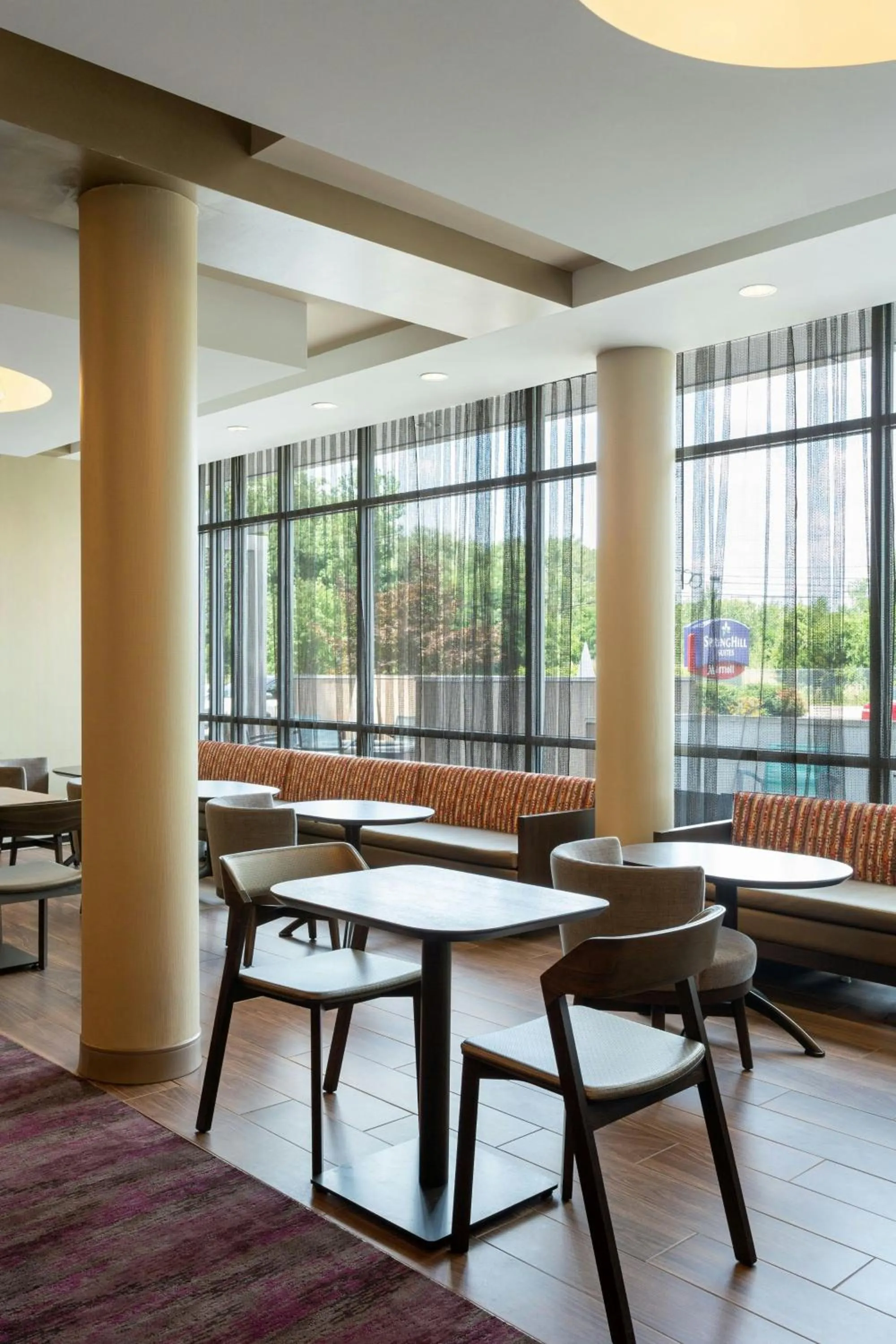 Lobby or reception in SpringHill Suites by Marriott Philadelphia Airport / Ridley Park