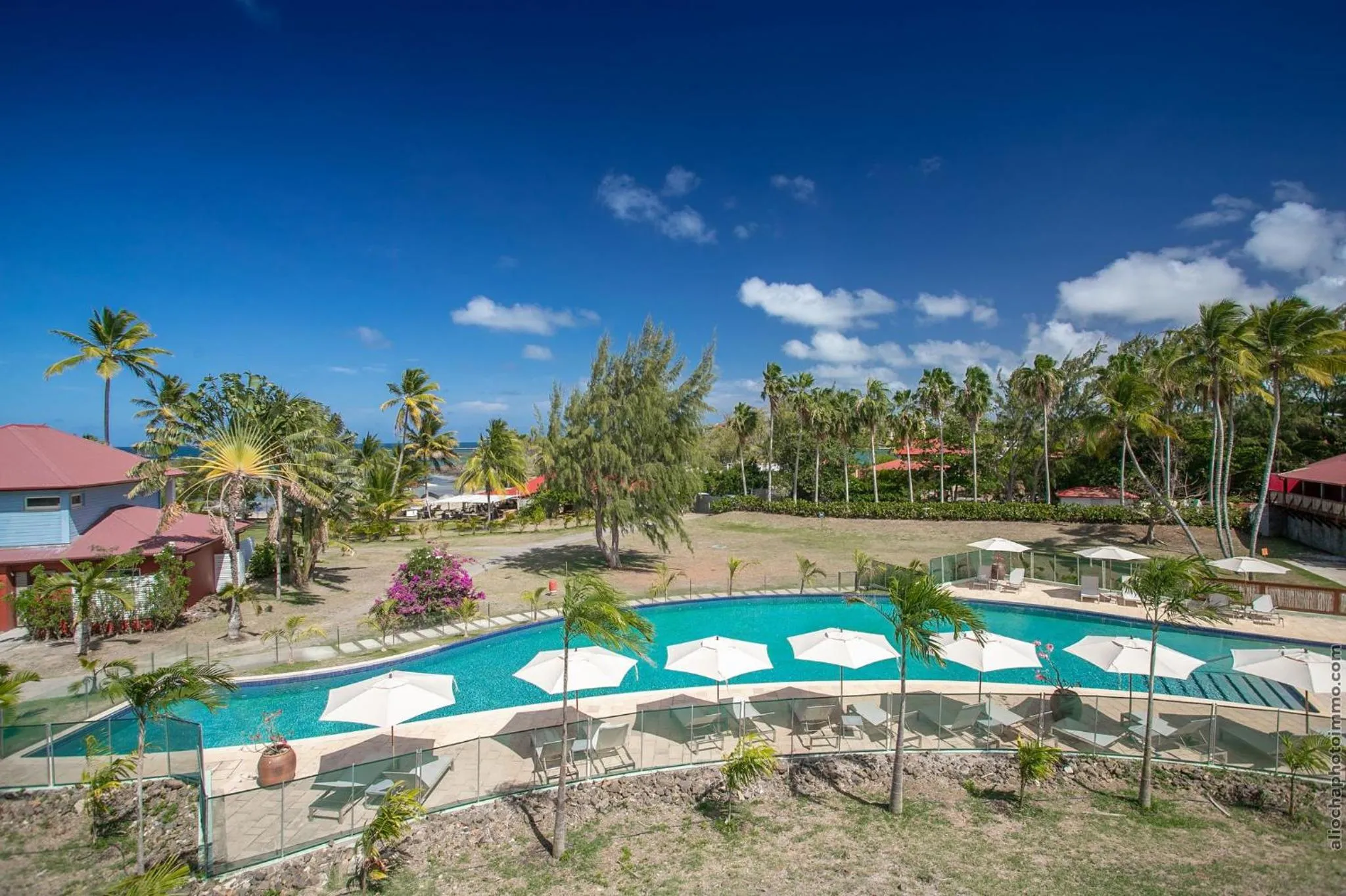 Pool view in Les Villas du Lagon