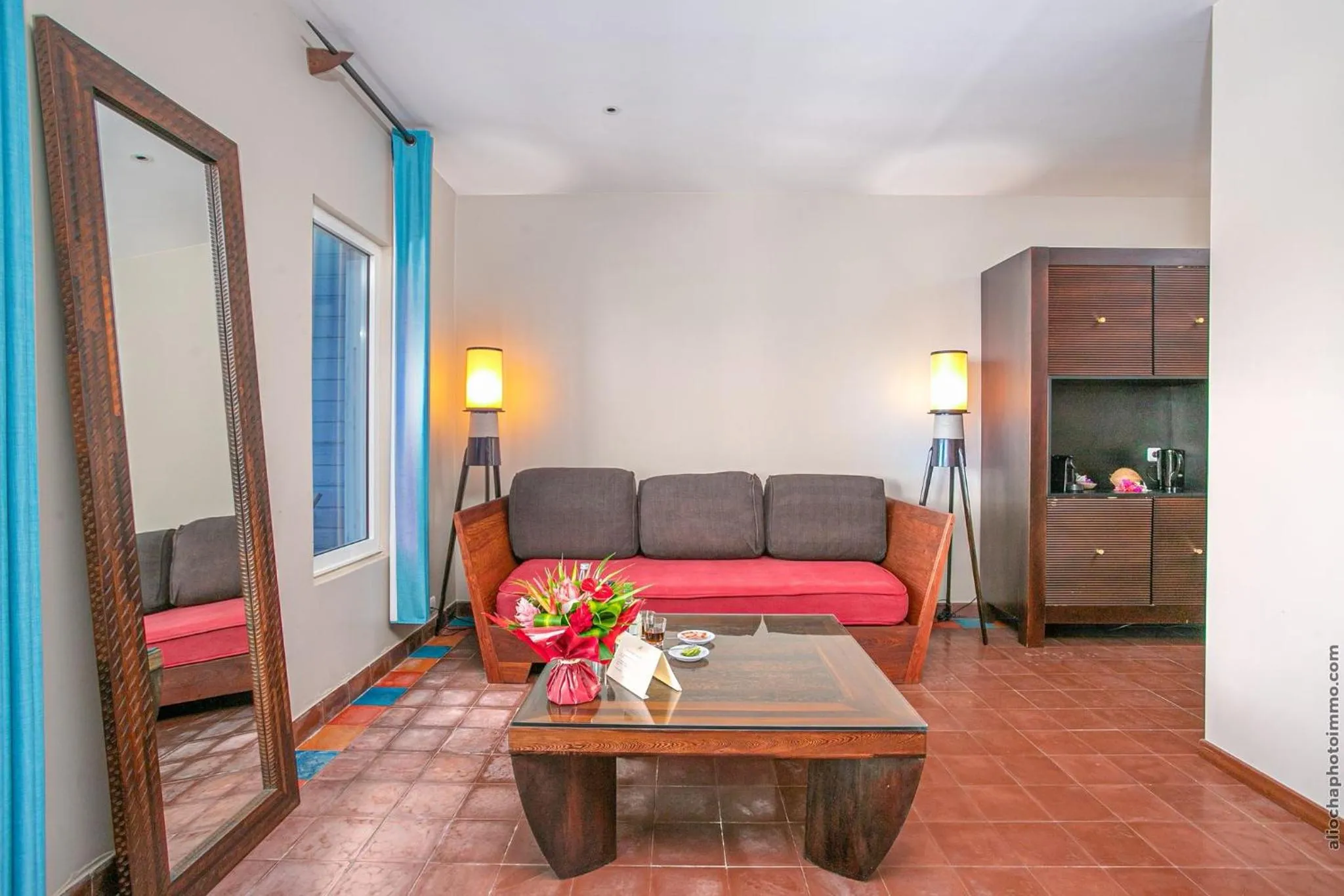 Living room, Bed in Les Villas du Lagon