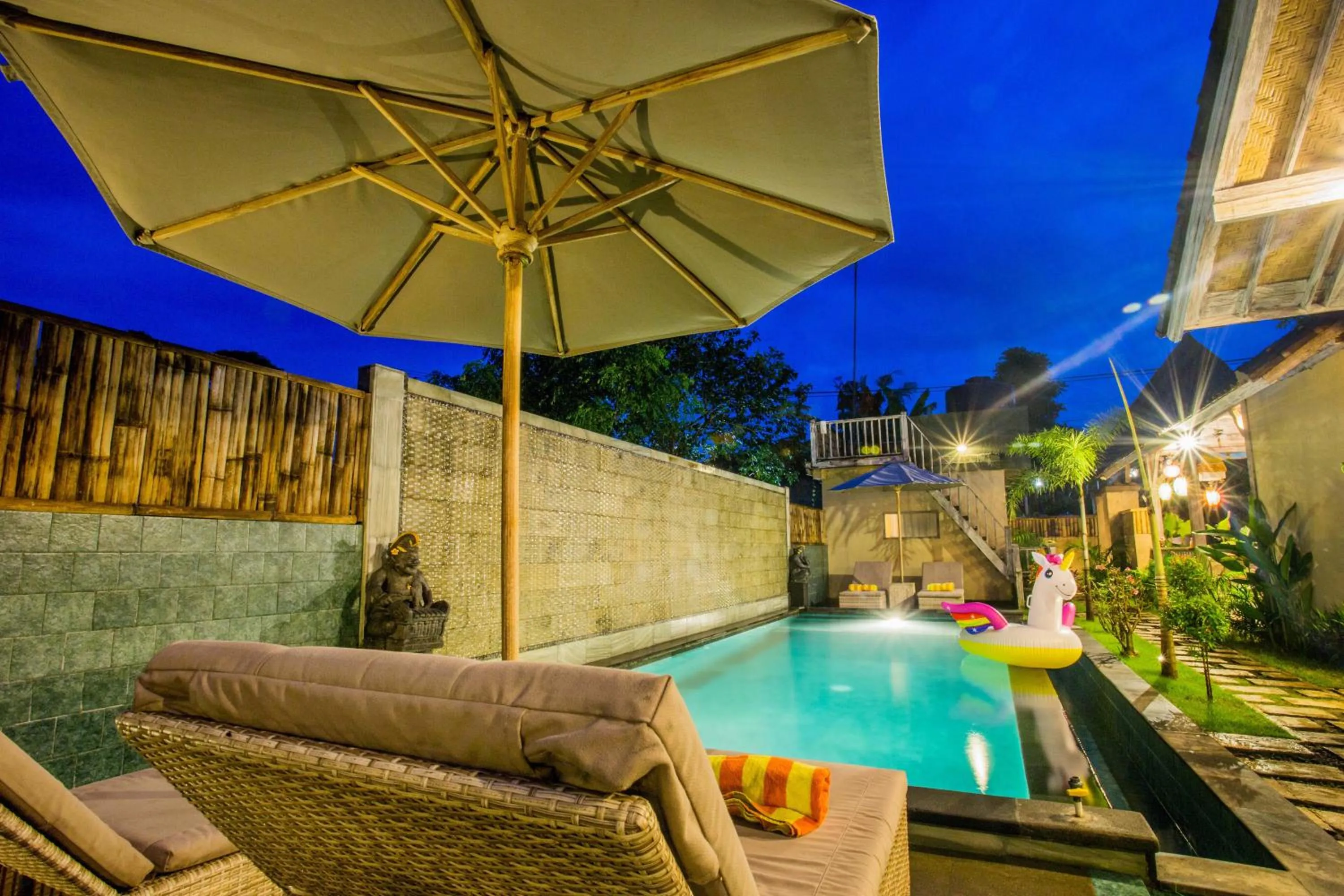 Property building in The Syron Huts Lembongan