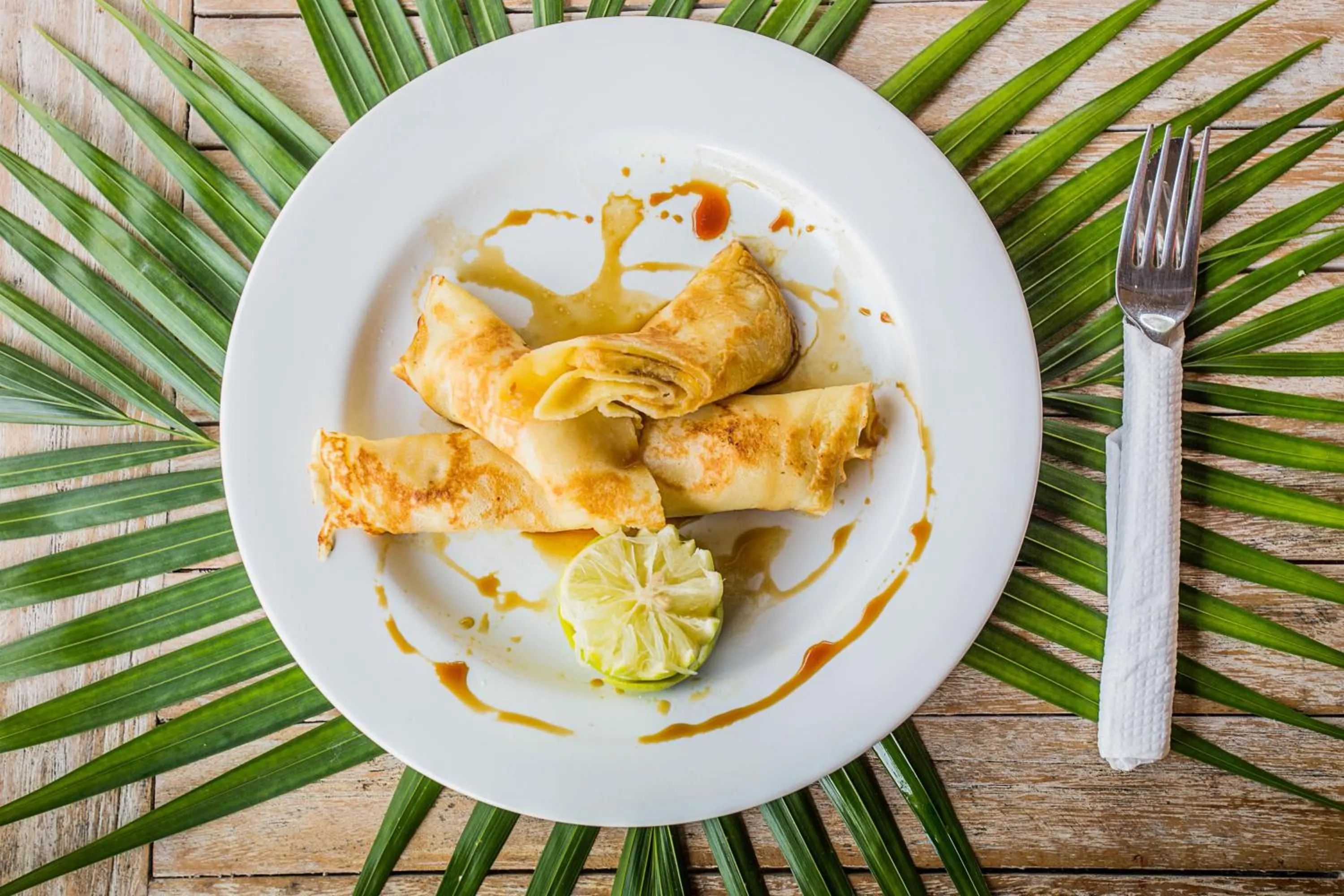 Food and drinks in The Syron Huts Lembongan