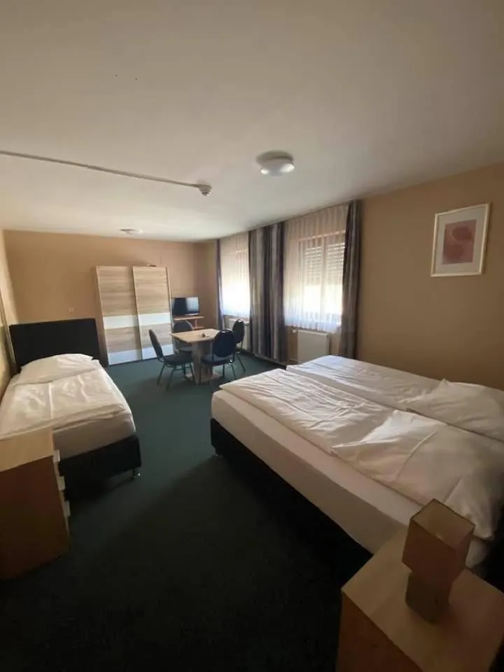 Bed in Hotel-Gasthof "Alter Ritter"