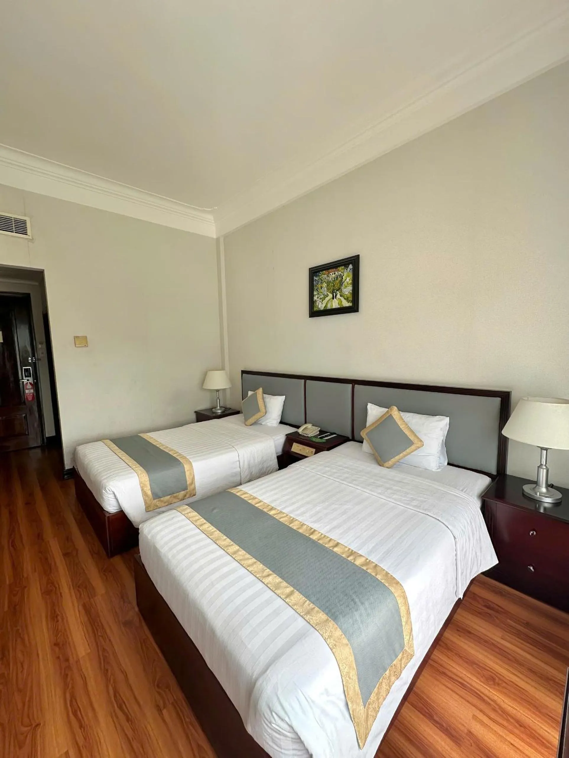 Bed in Seagull Hotel