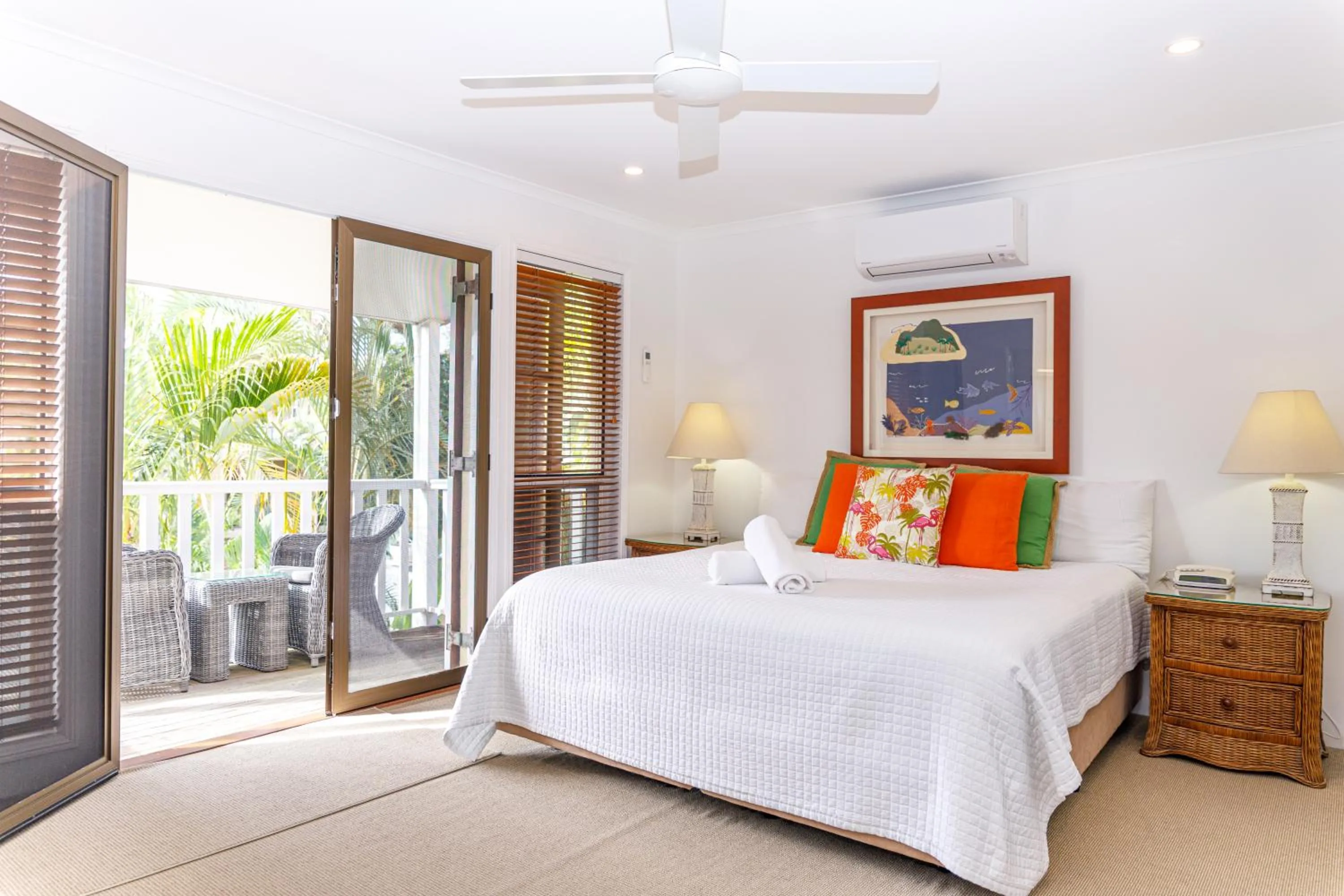 Bedroom, Bed in Sandy Beach Resort