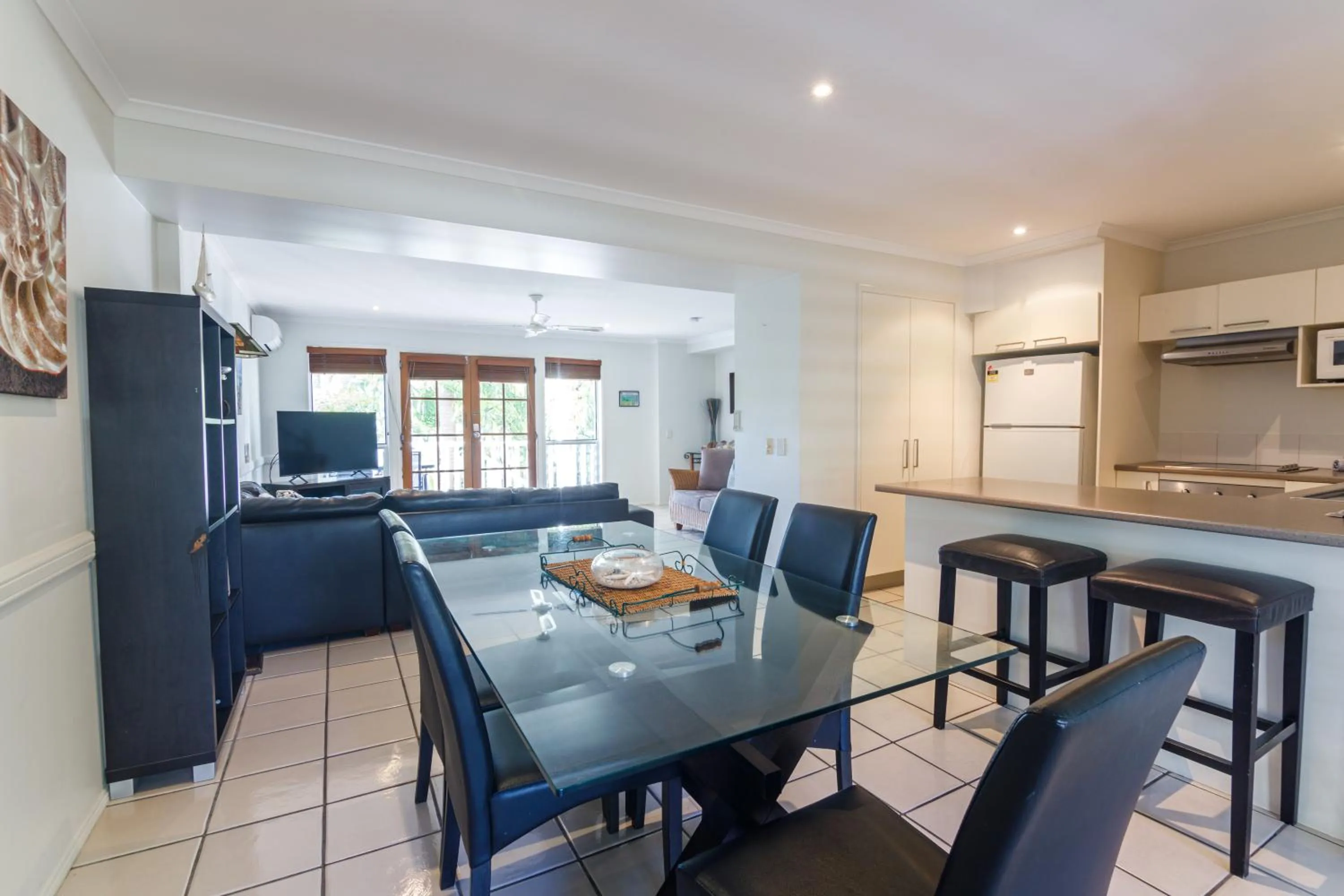 Dining area in Sandy Beach Resort