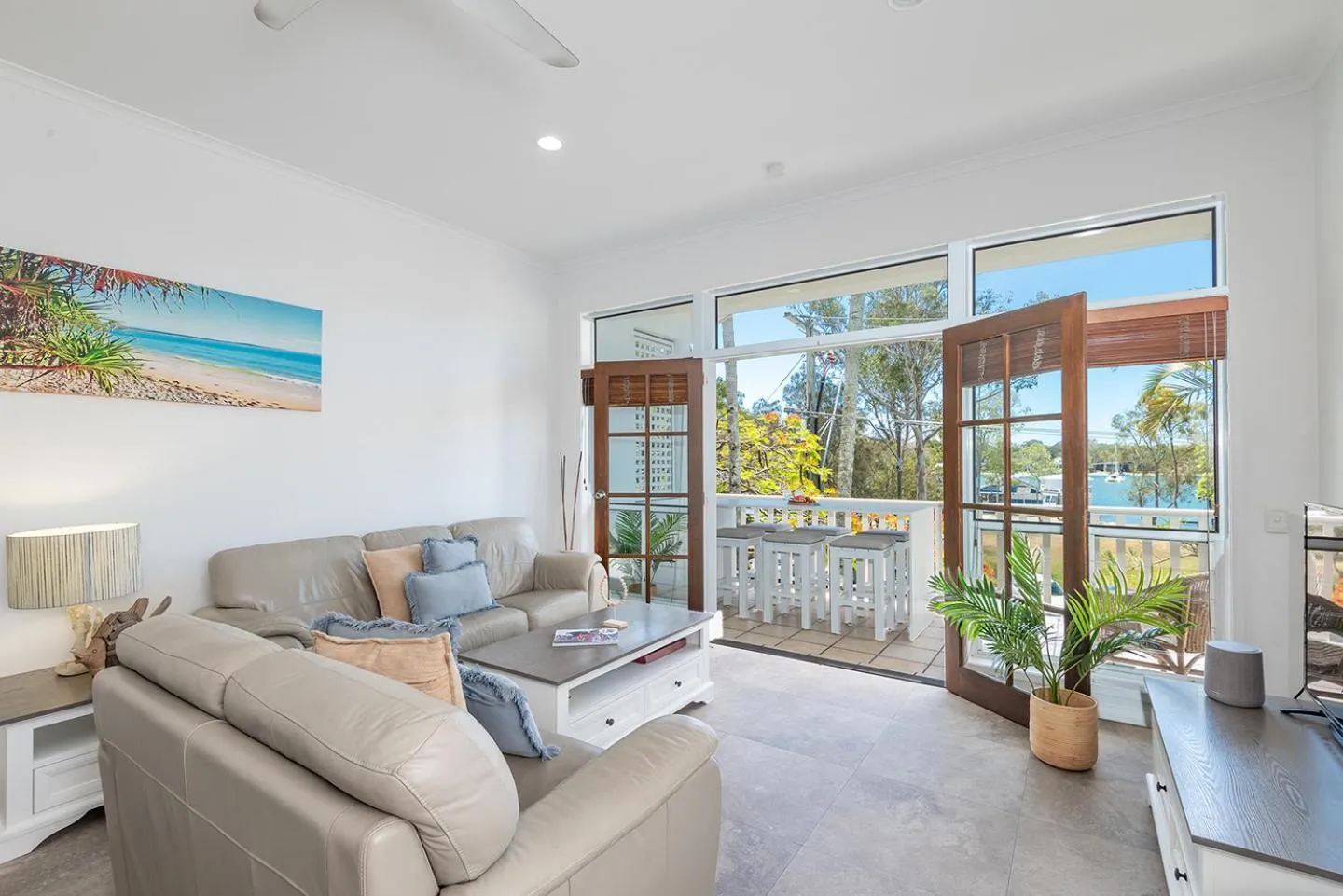 Living room in Sandy Beach Resort