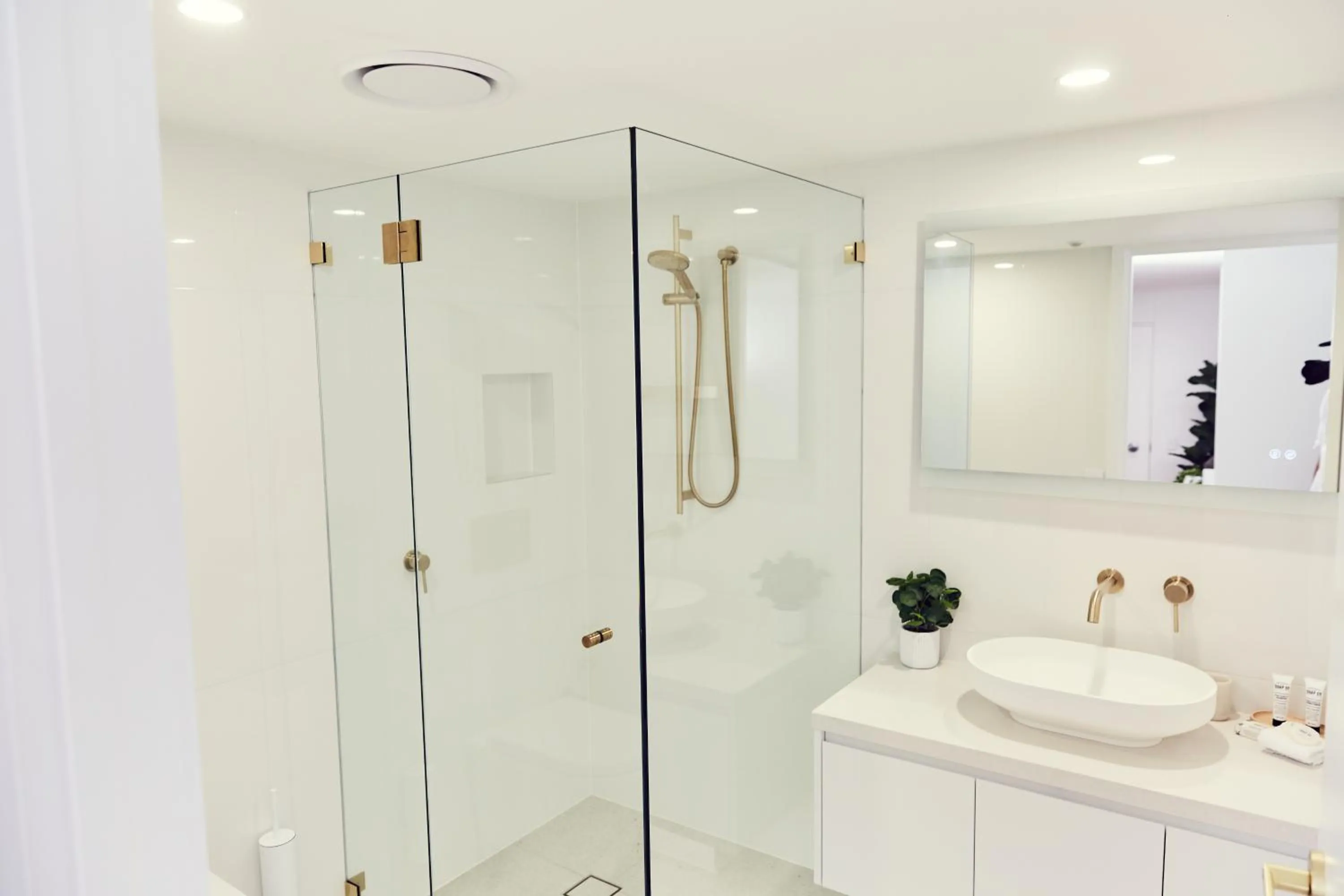 Shower in Sandy Beach Resort