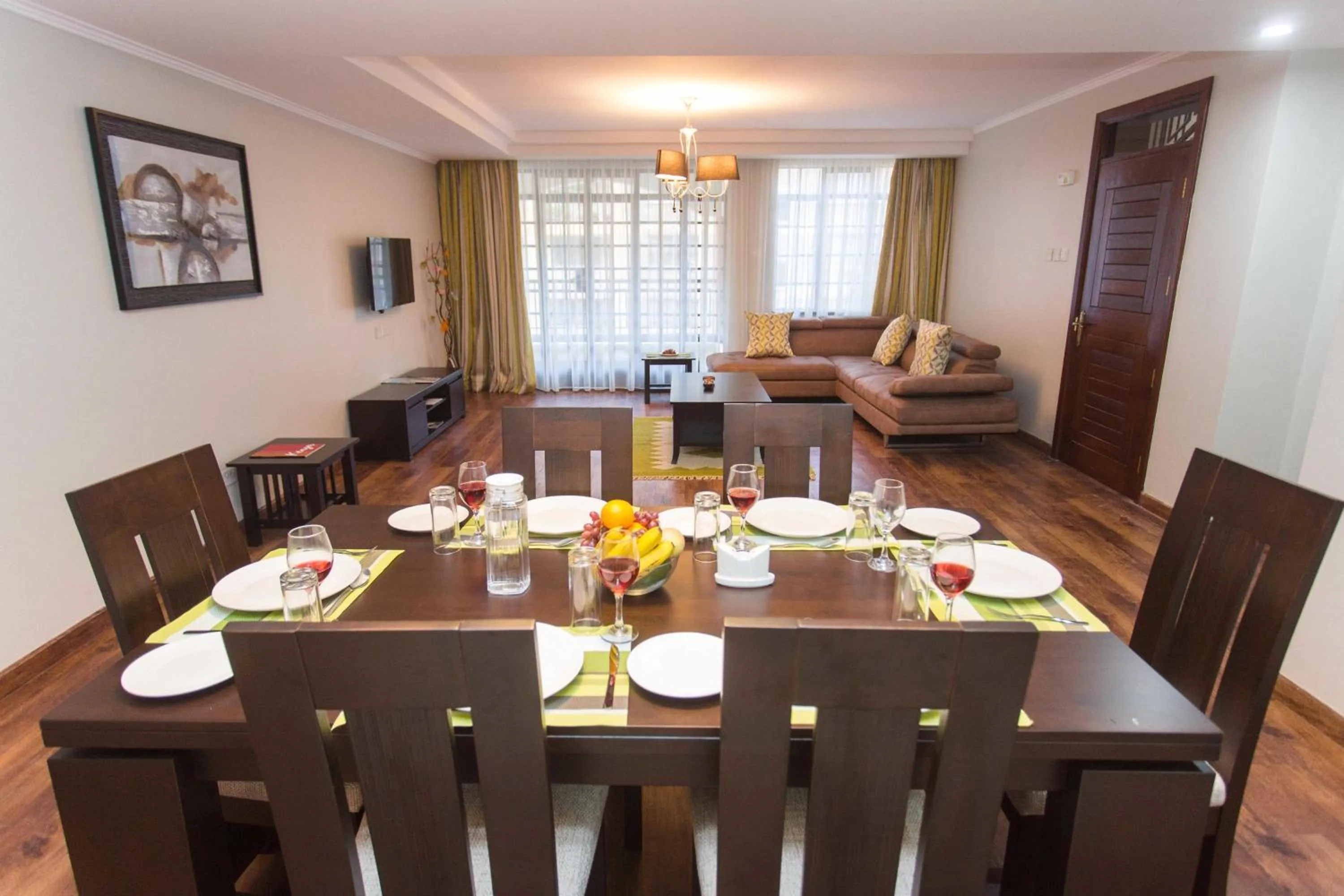 Living room in Cozy Residences by Trianum