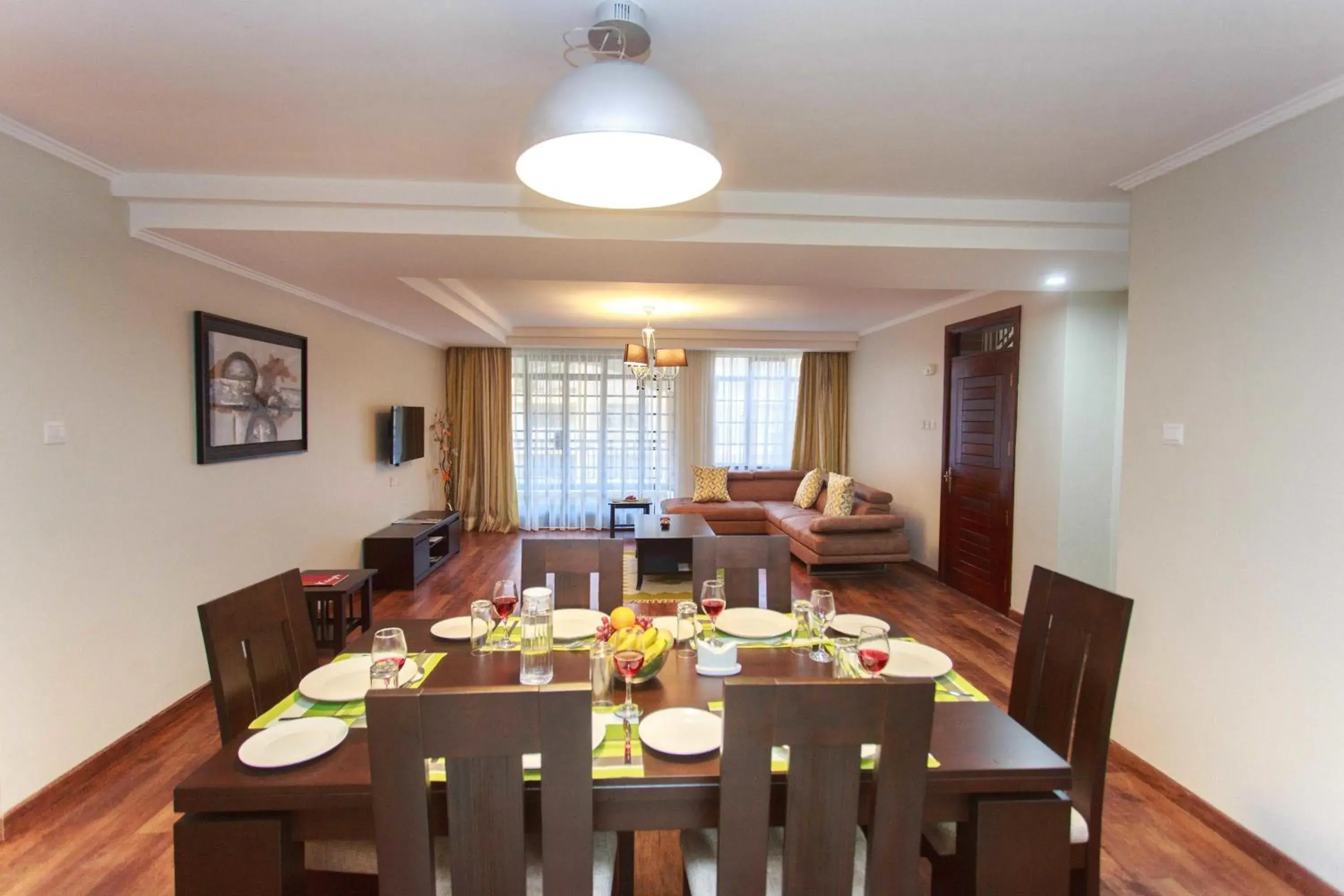 Family Three-Bedroom Apartment in Cozy Residences by Trianum Family Three-Bedroom Apartment in Cozy Residences by Trianum