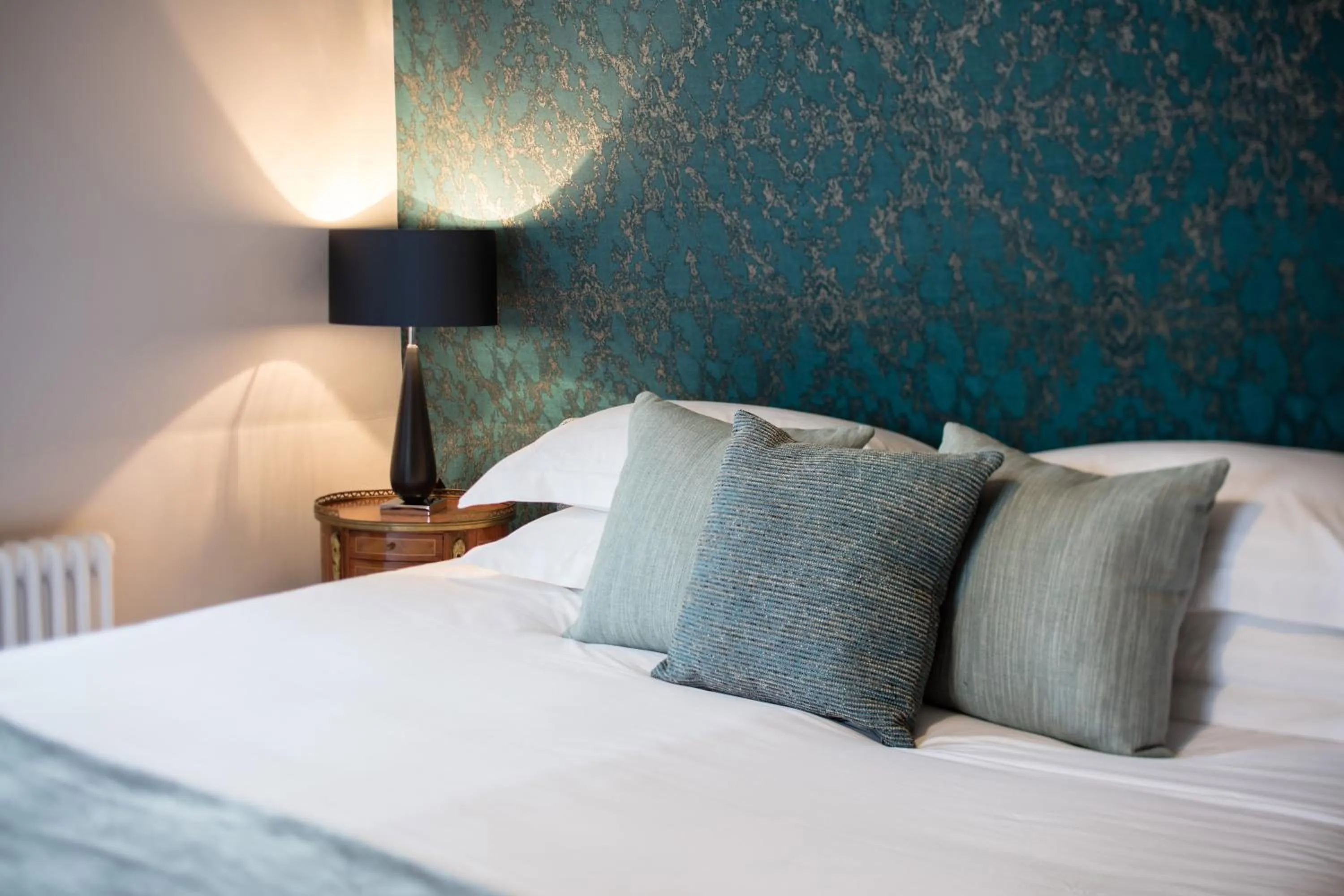 Bedroom, Bed in Beech House - Urban Apartments