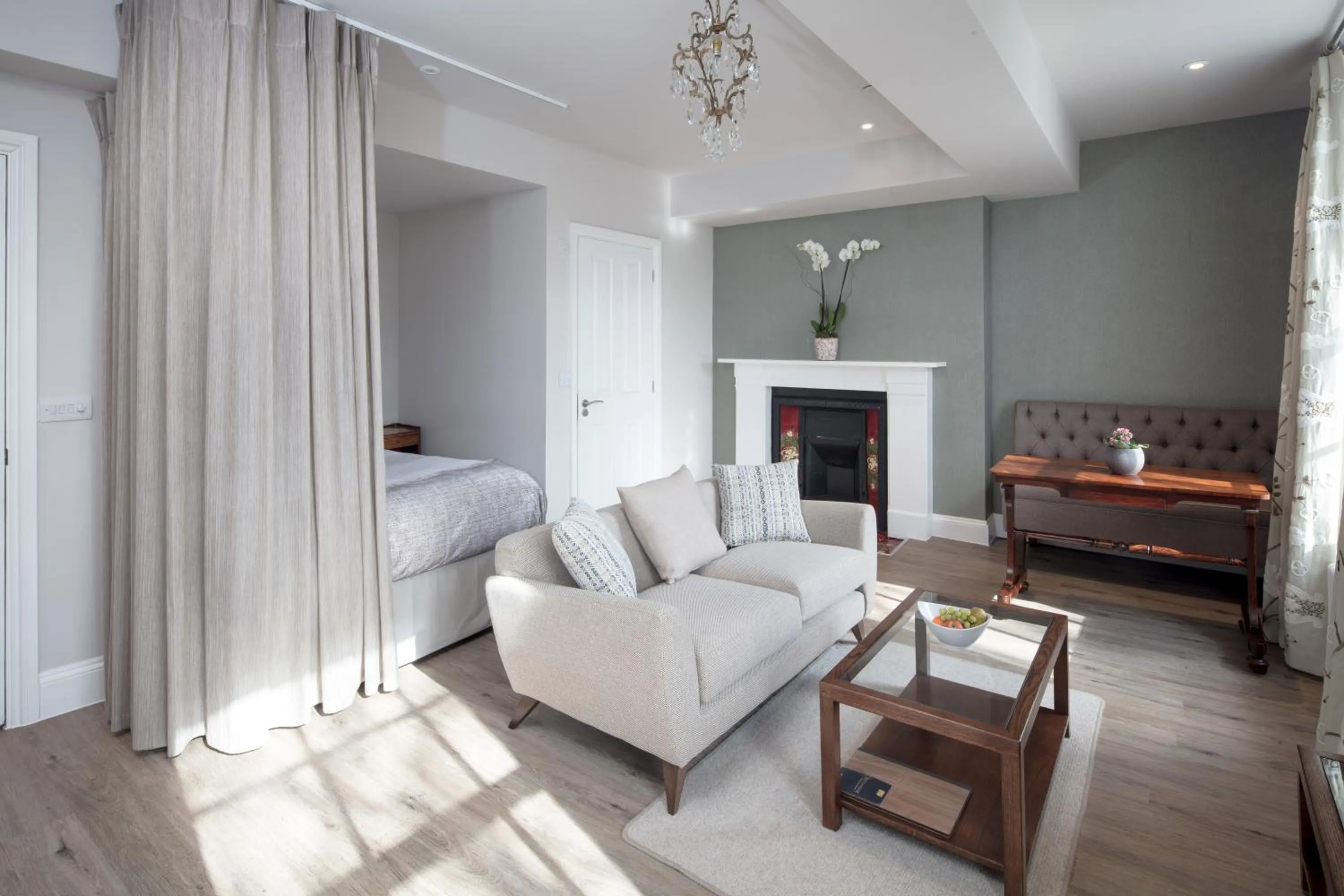 Living room, Bed in Beech House - Urban Apartments