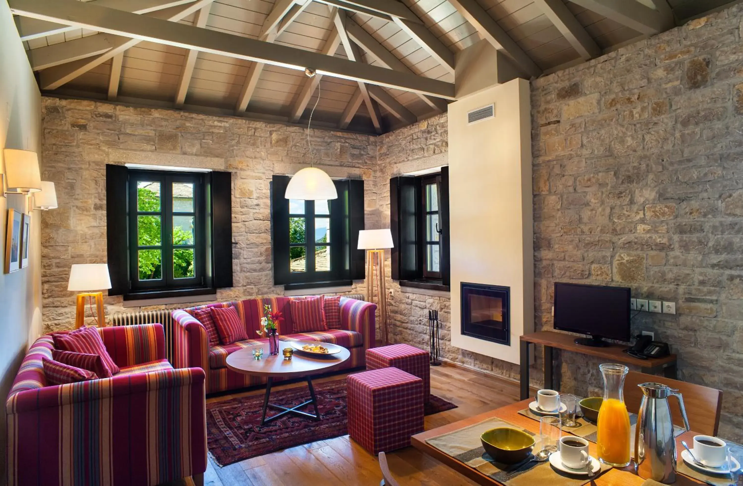 Deluxe Two-Bedroom Villa in Aristi Mountain Resort Deluxe Two-Bedroom Villa in Aristi Mountain Resort