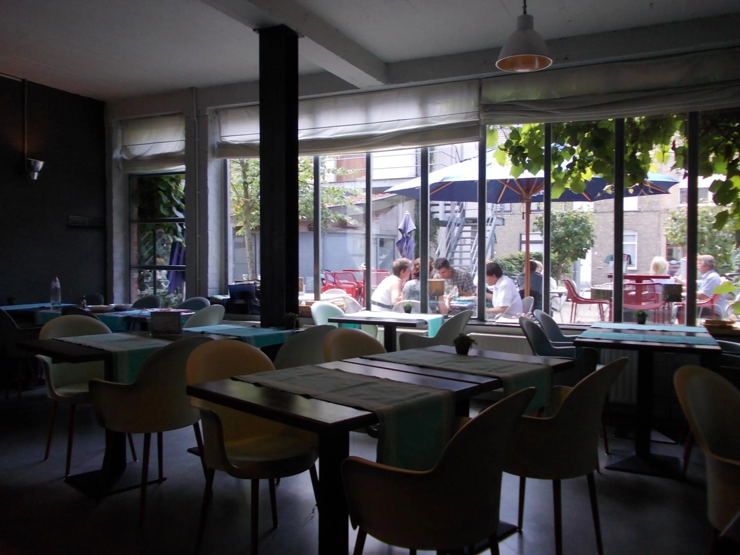 Restaurant/places to eat in Hotel De Loft