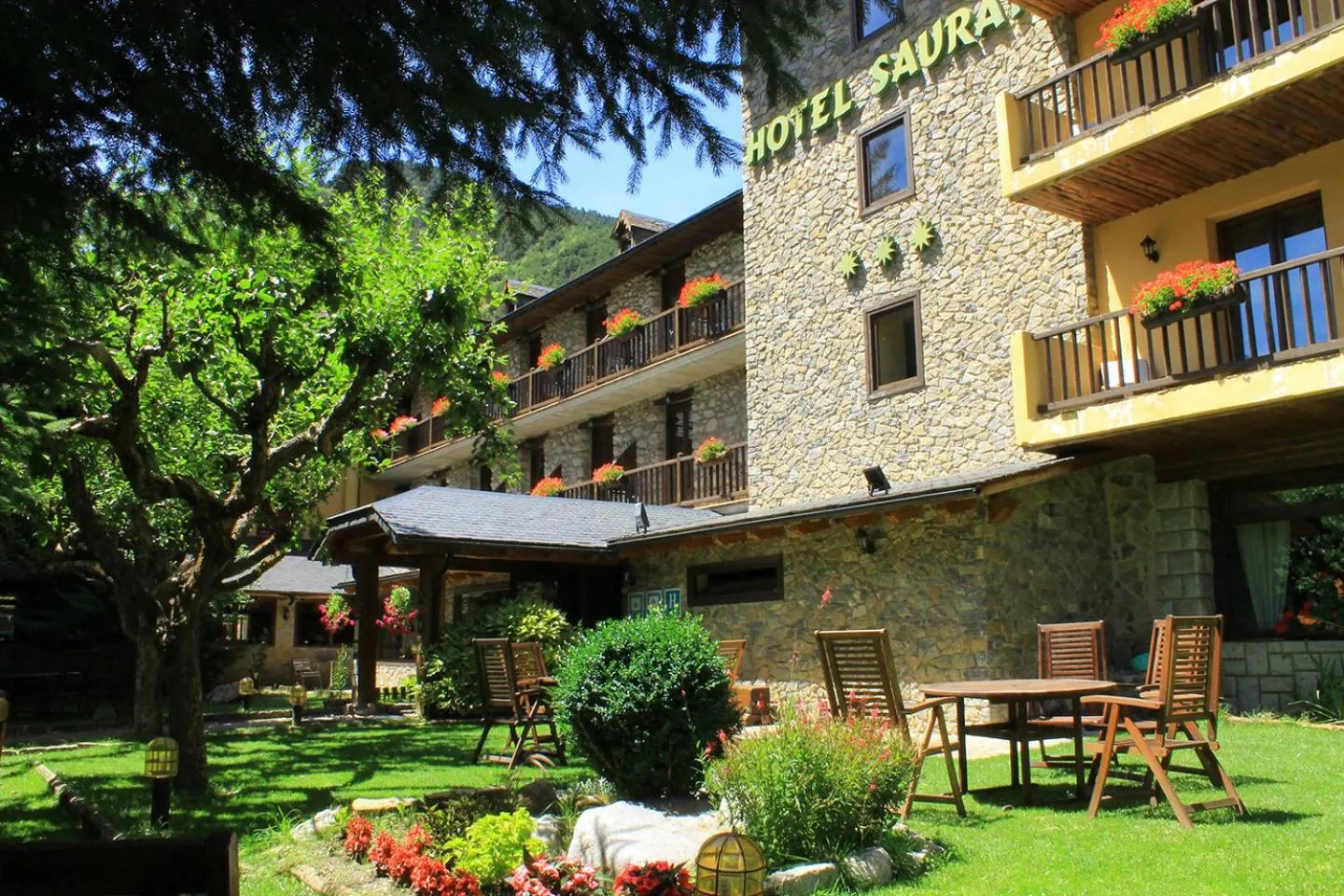 Property building in Hotel Saurat