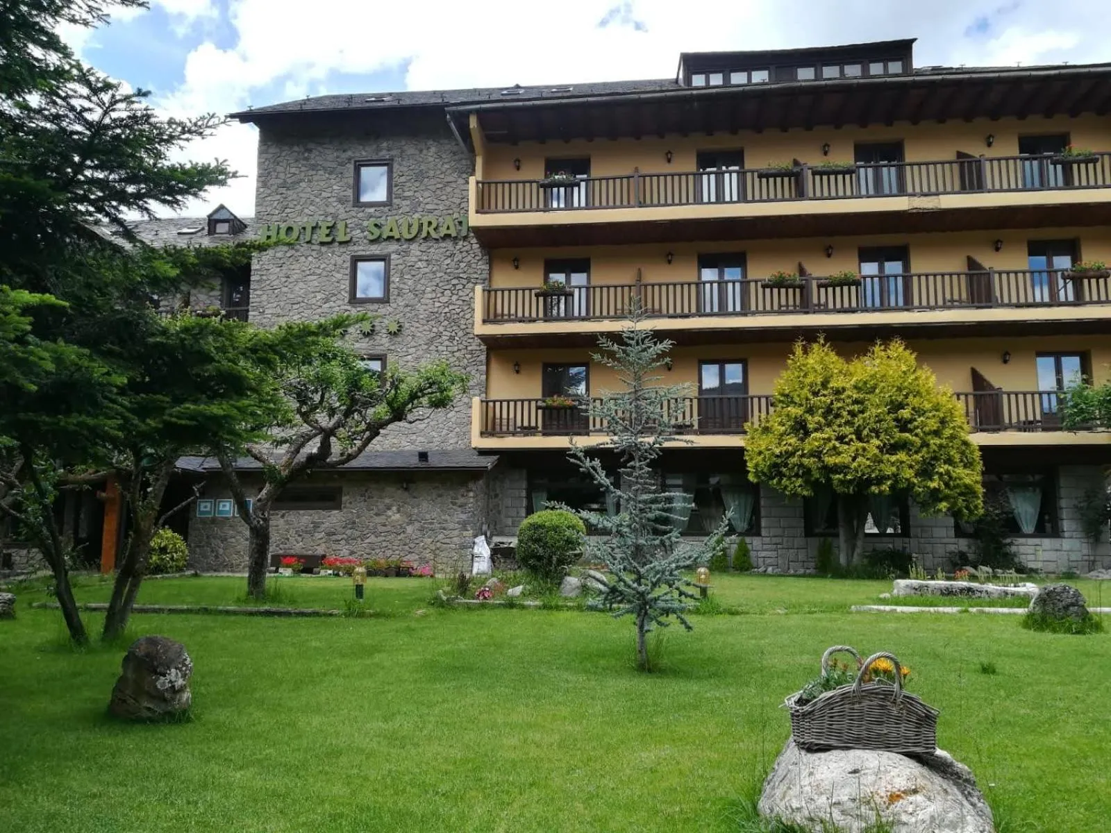 Property building in Hotel Saurat