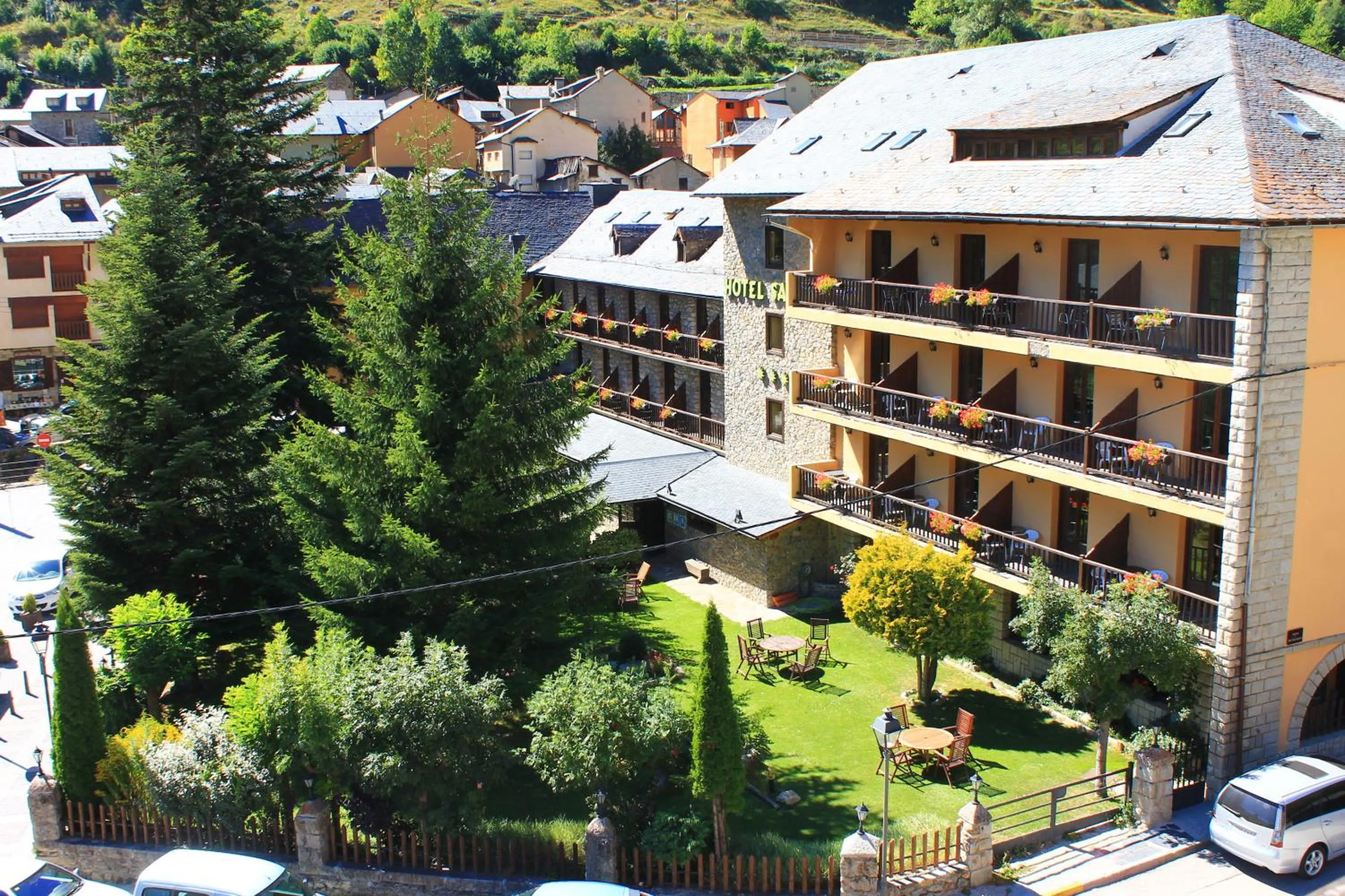 Bird's eye view in Hotel Saurat