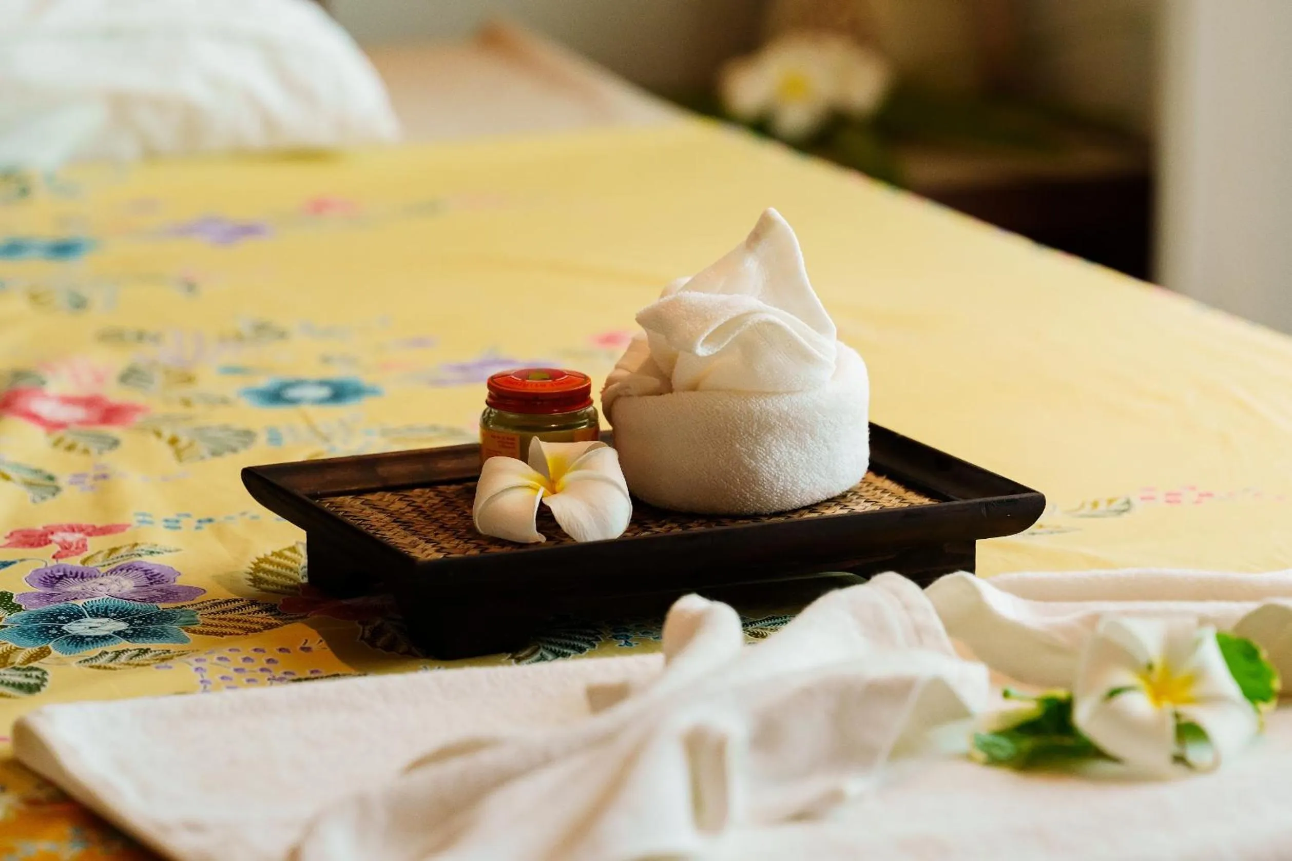 Spa and wellness centre/facilities, Bed in Railay Village Resort and Spa