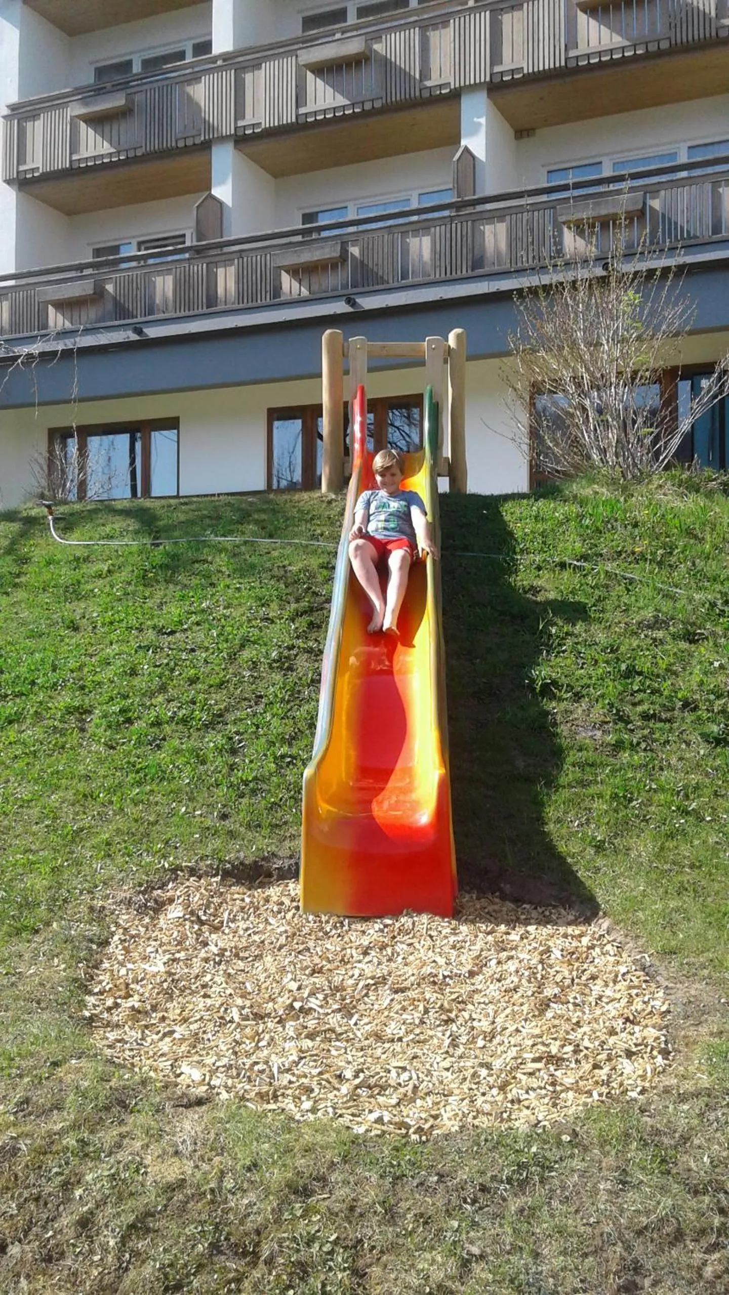 Children play ground in Kolbitsch am Weissensee ein Seeblick der verzaubert B&B