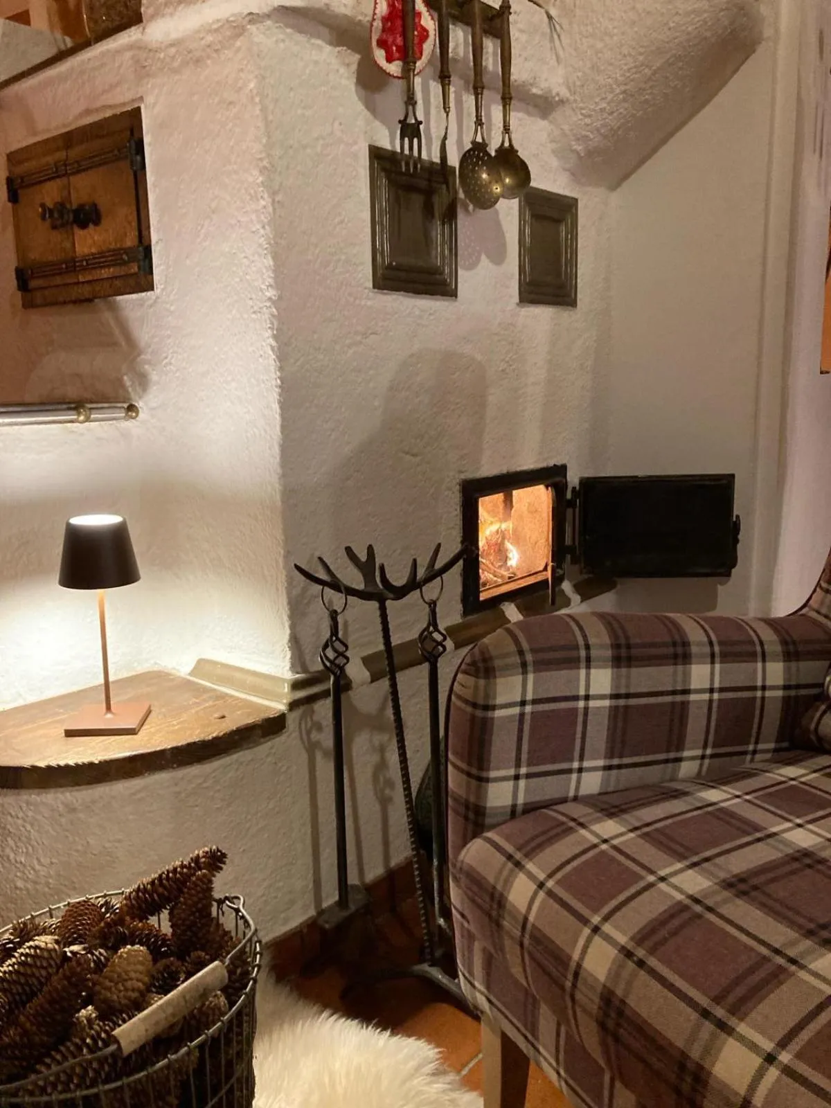 Communal lounge/ TV room, Bed in Kolbitsch am Weissensee ein Seeblick der verzaubert B&B